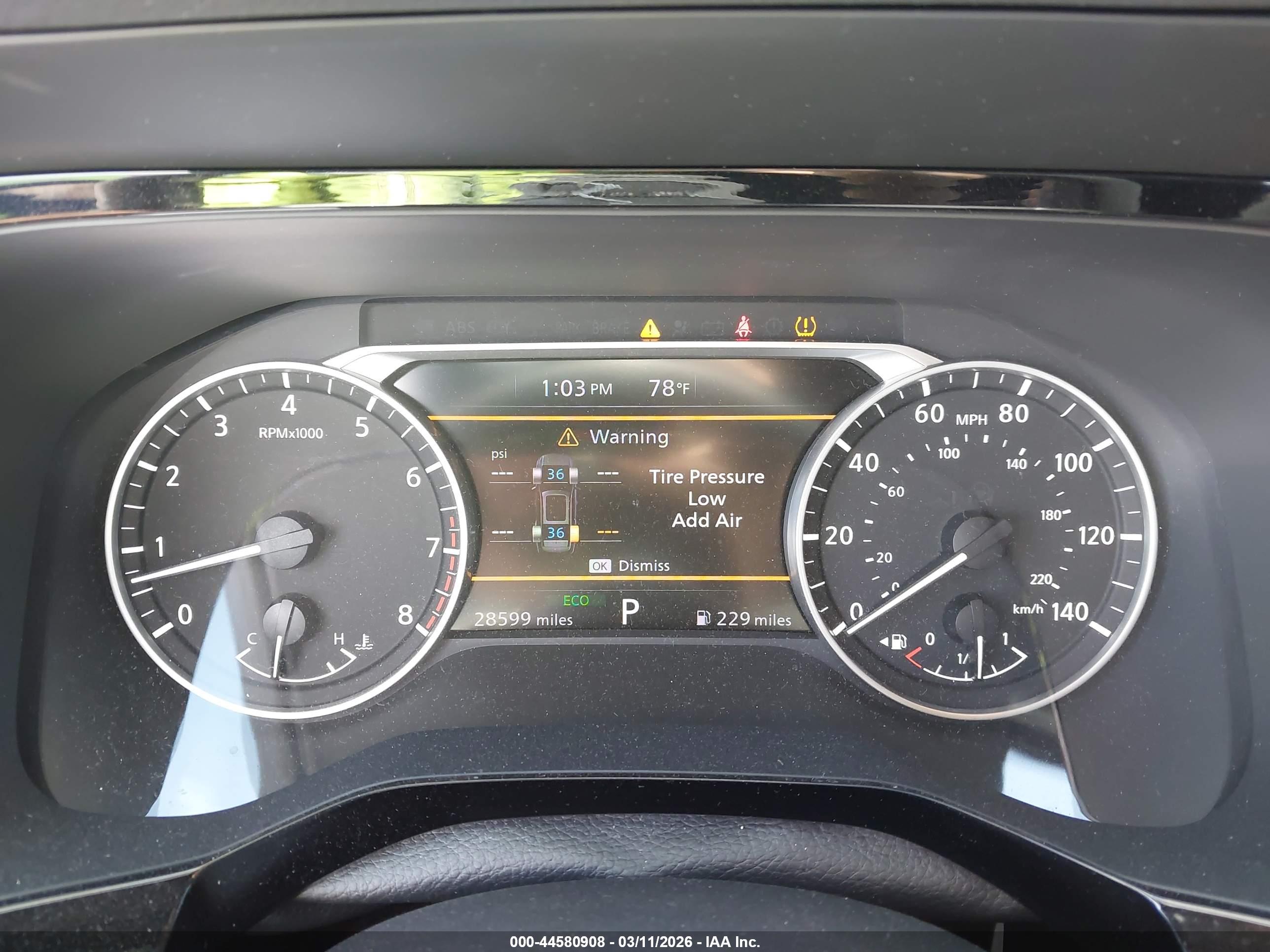 NISSAN PATHFINDER image 7