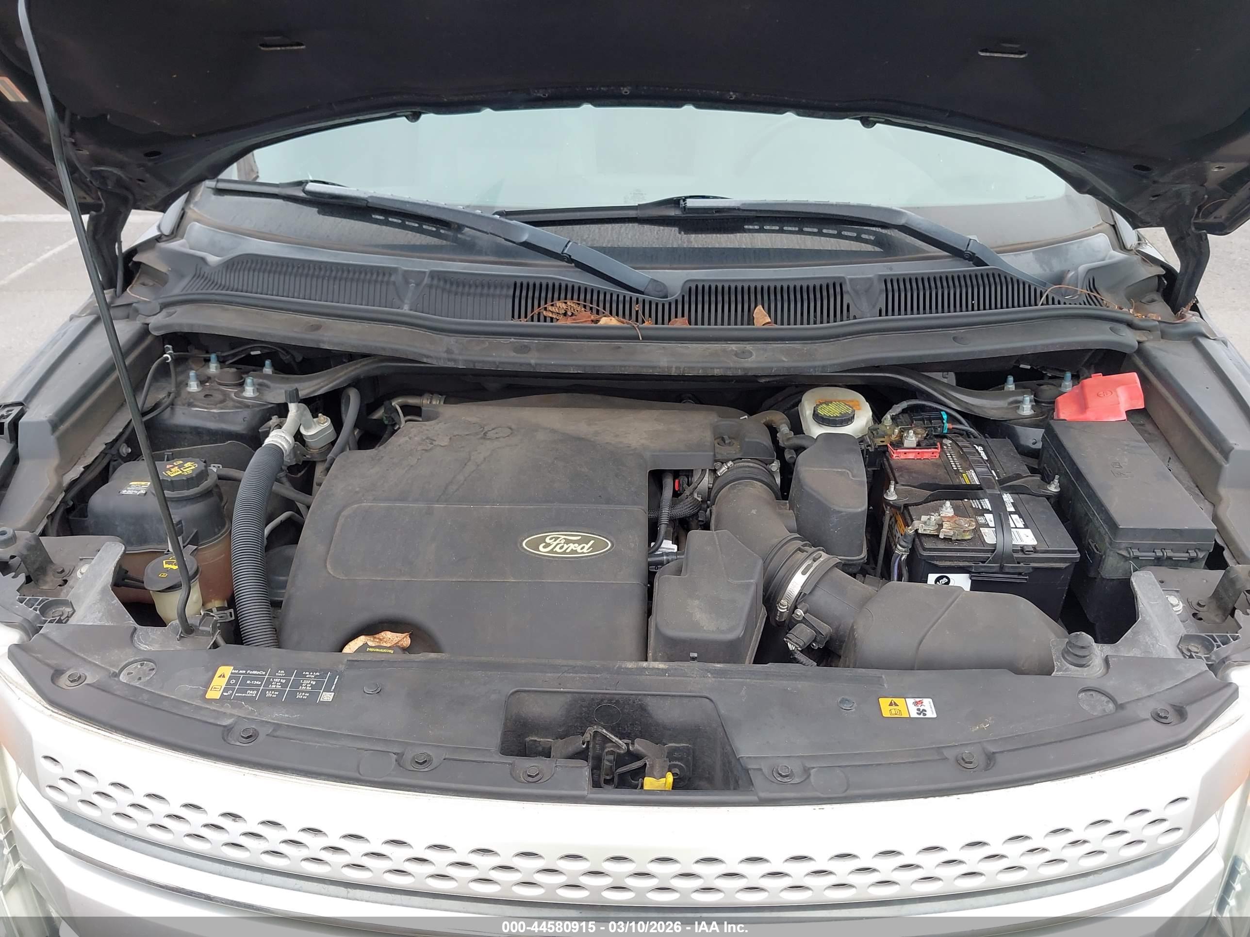 FORD EXPLORER image 10