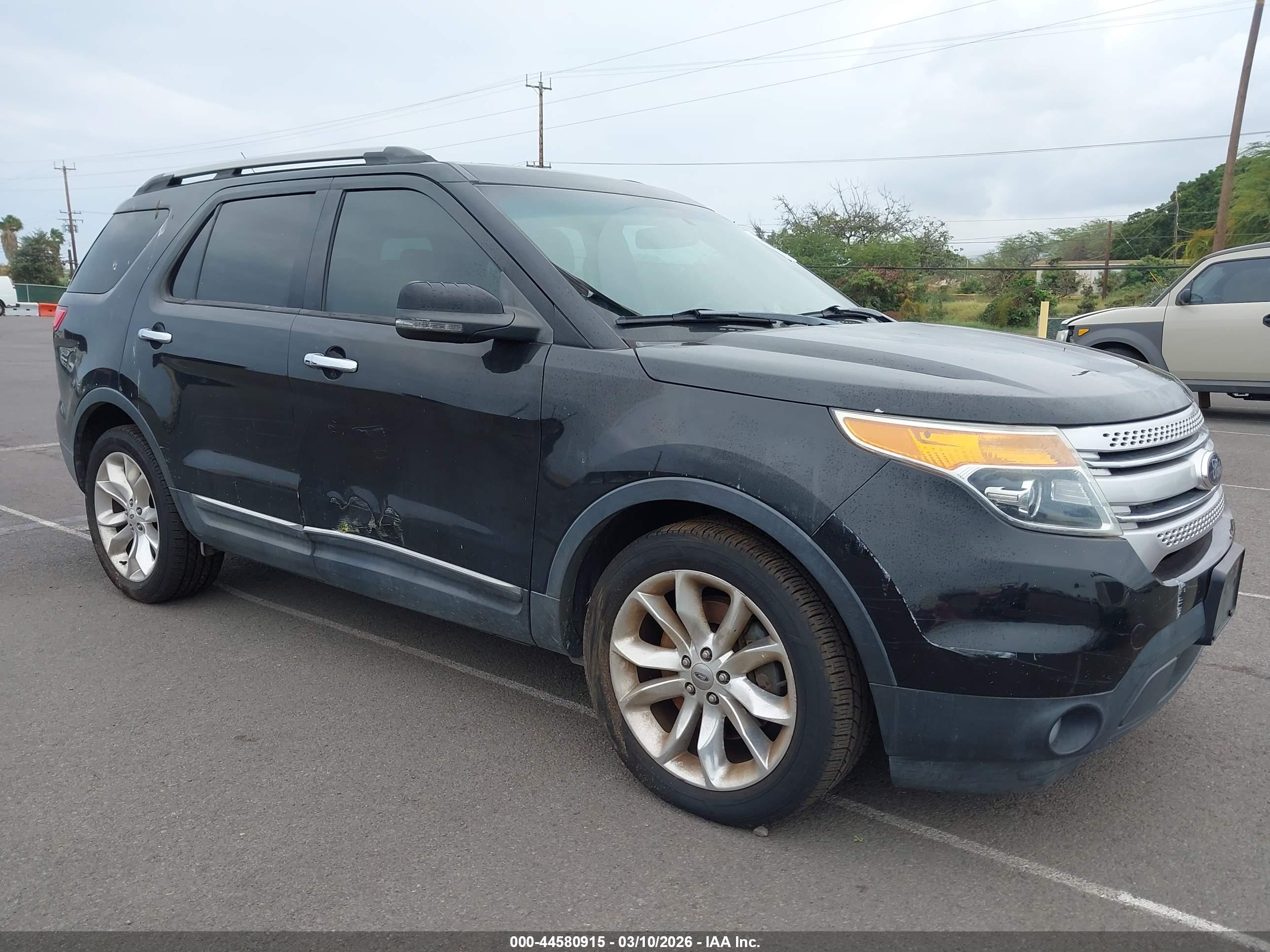 FORD EXPLORER image 6
