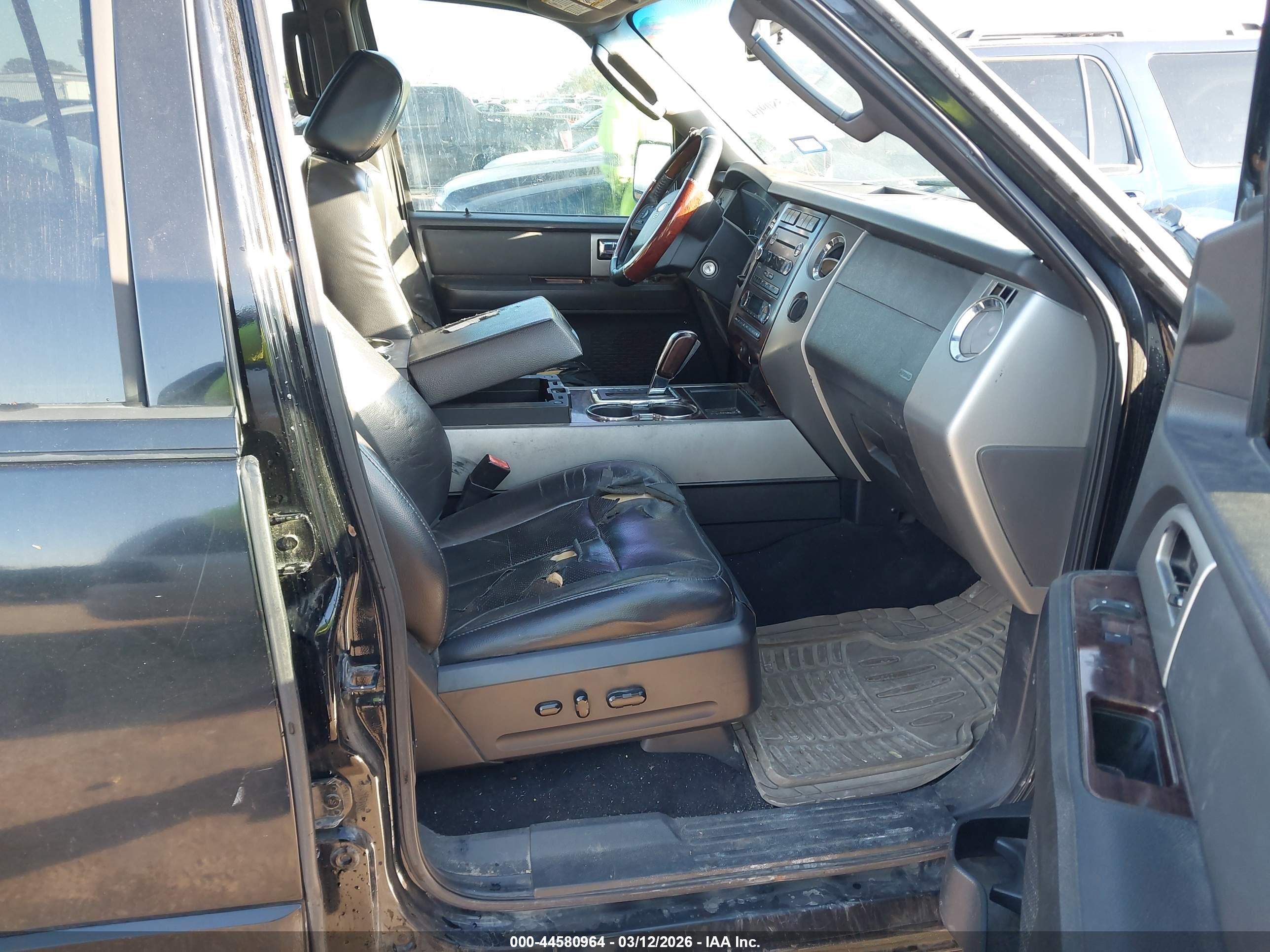 FORD EXPEDITION image 5