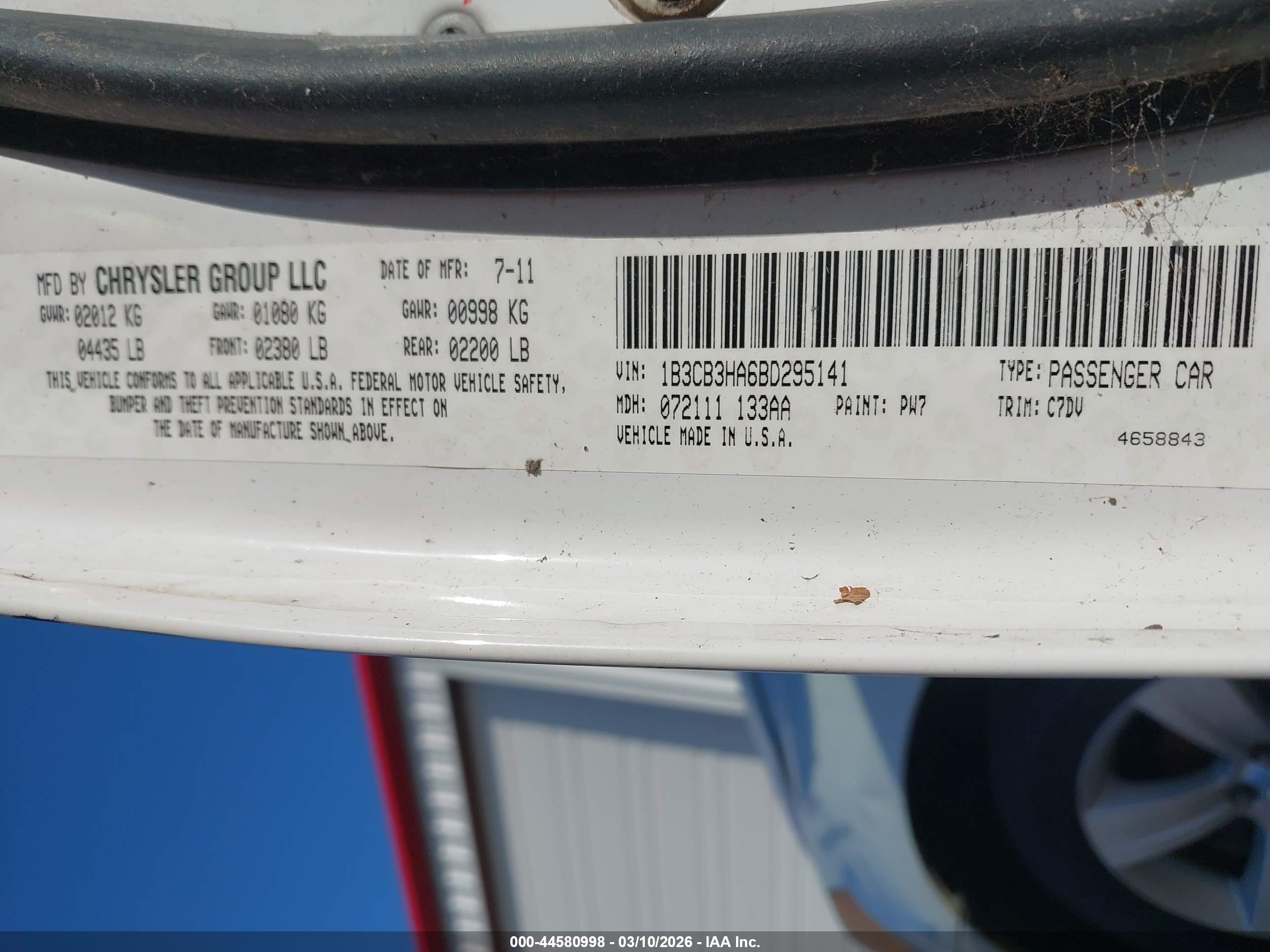DODGE CALIBER image 9