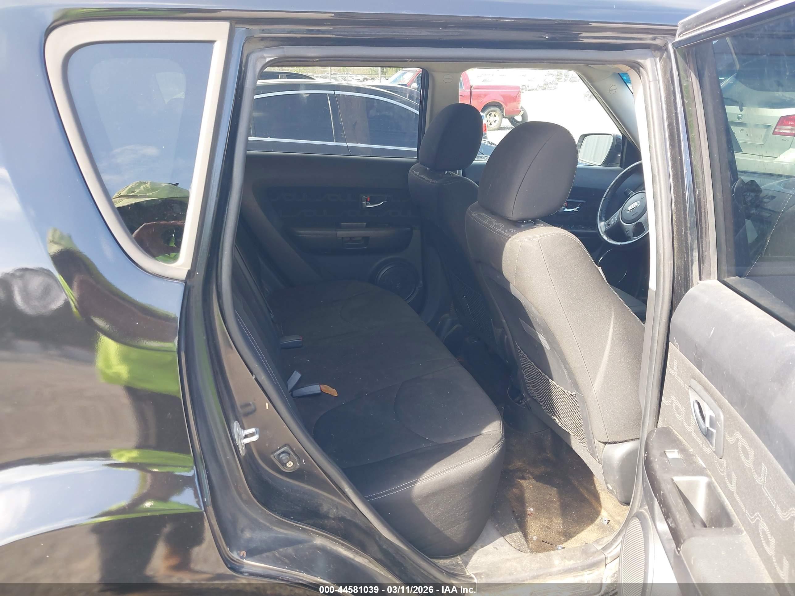 KIA SOUL image 8