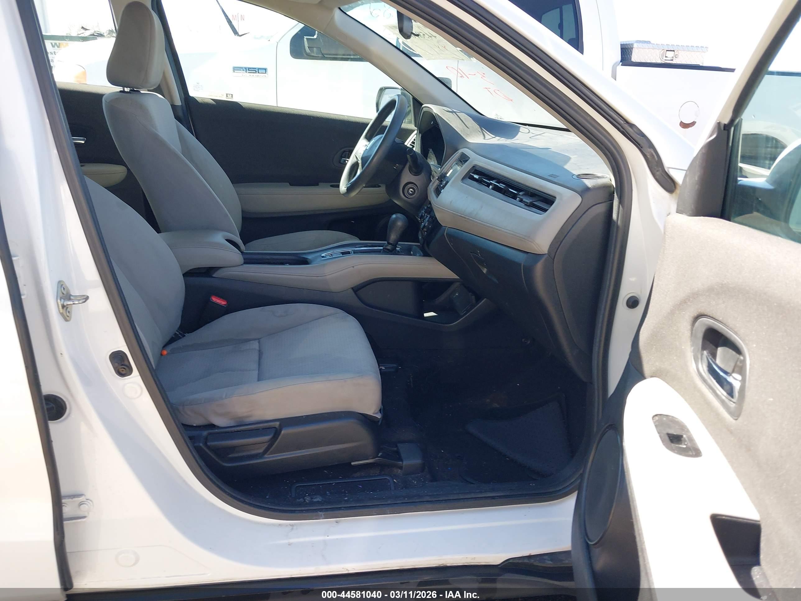 HONDA HR-V image 5