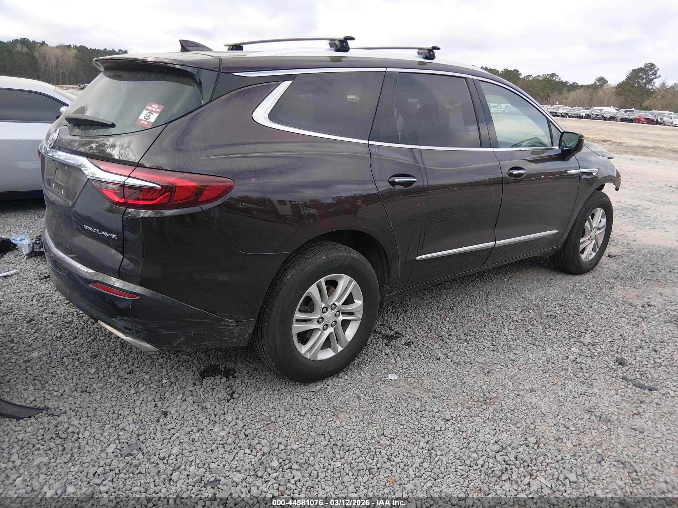 BUICK ENCLAVE image 4