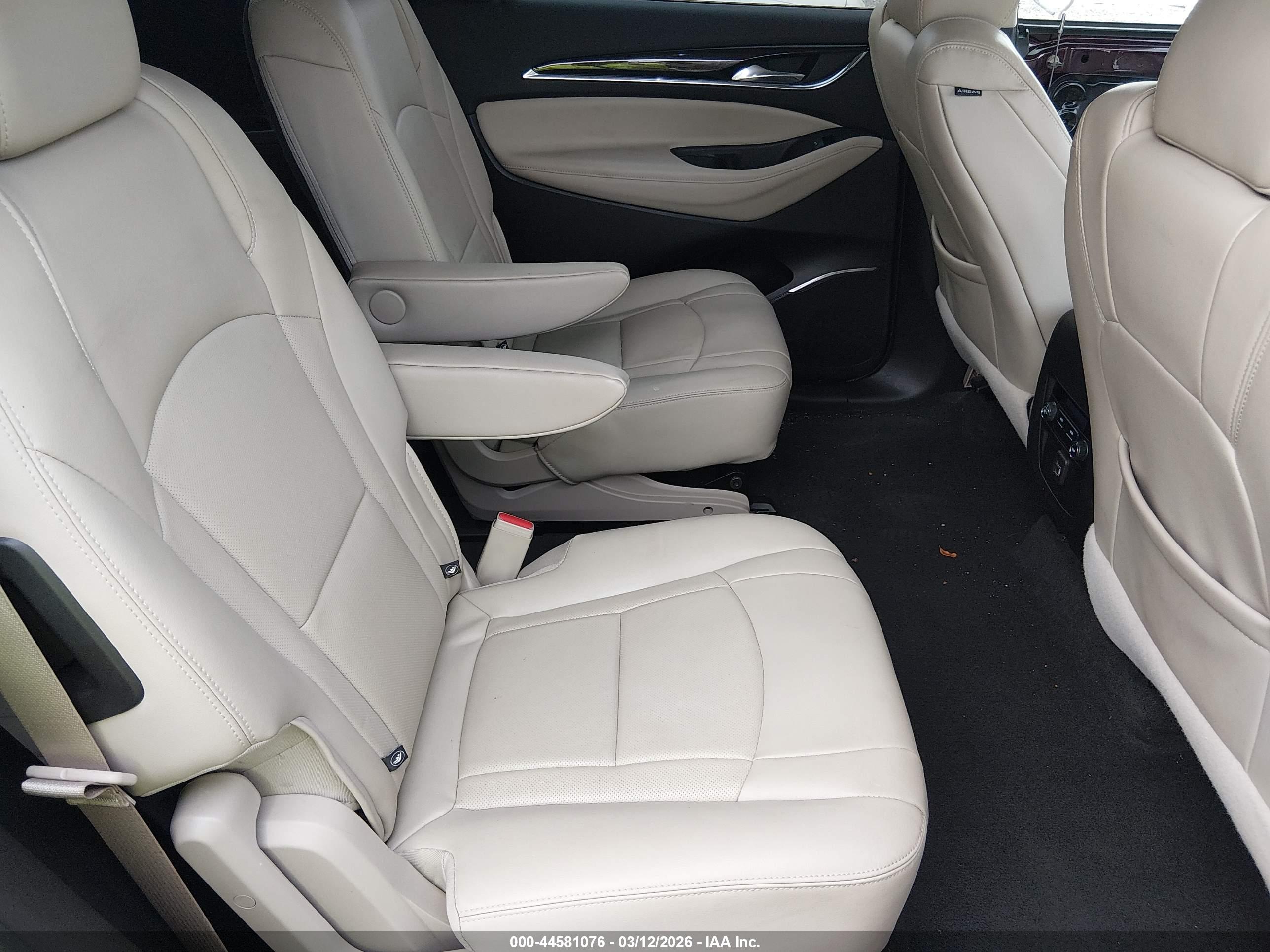 BUICK ENCLAVE image 8