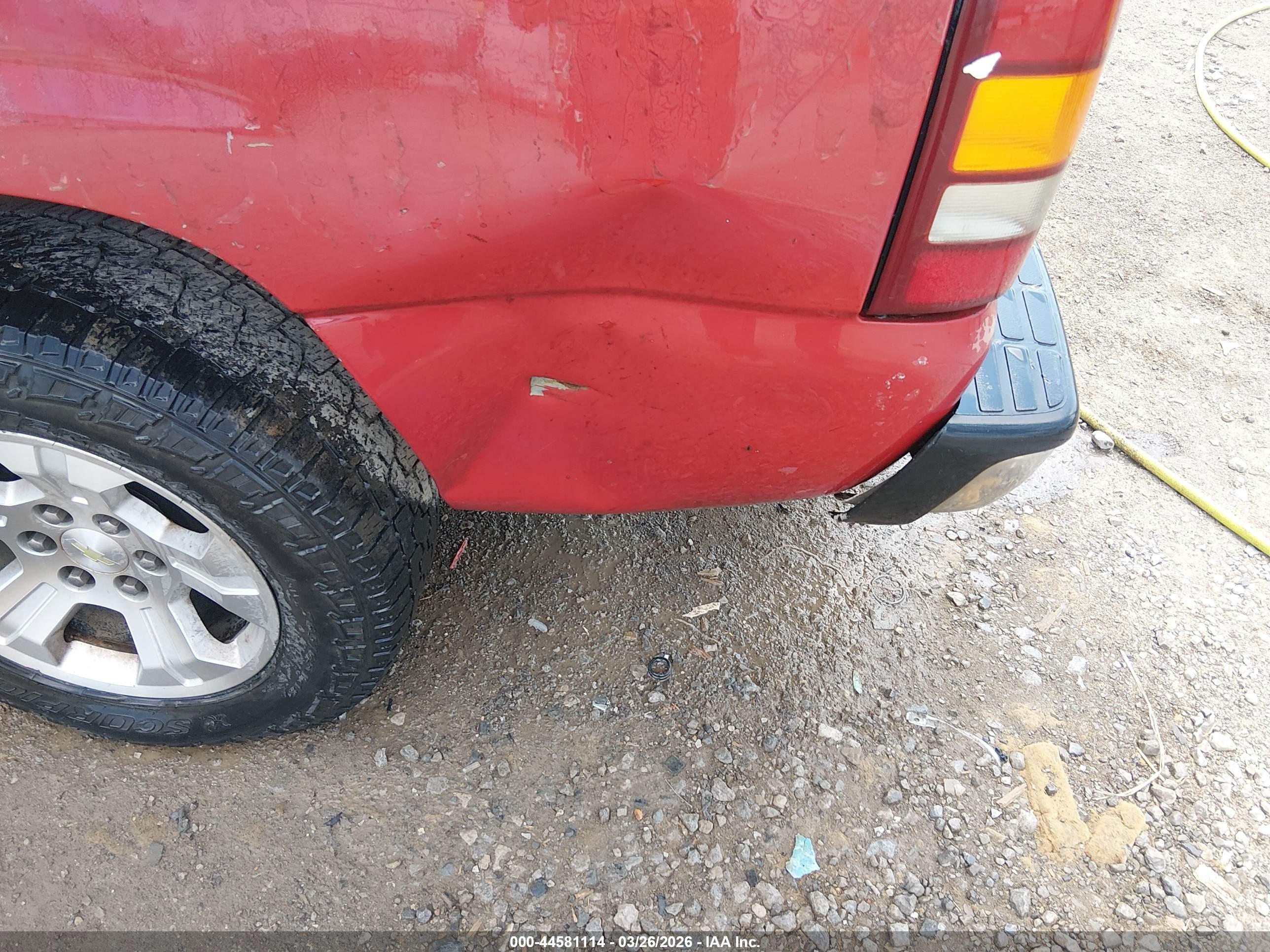 CHEVROLET SILVERADO image 6