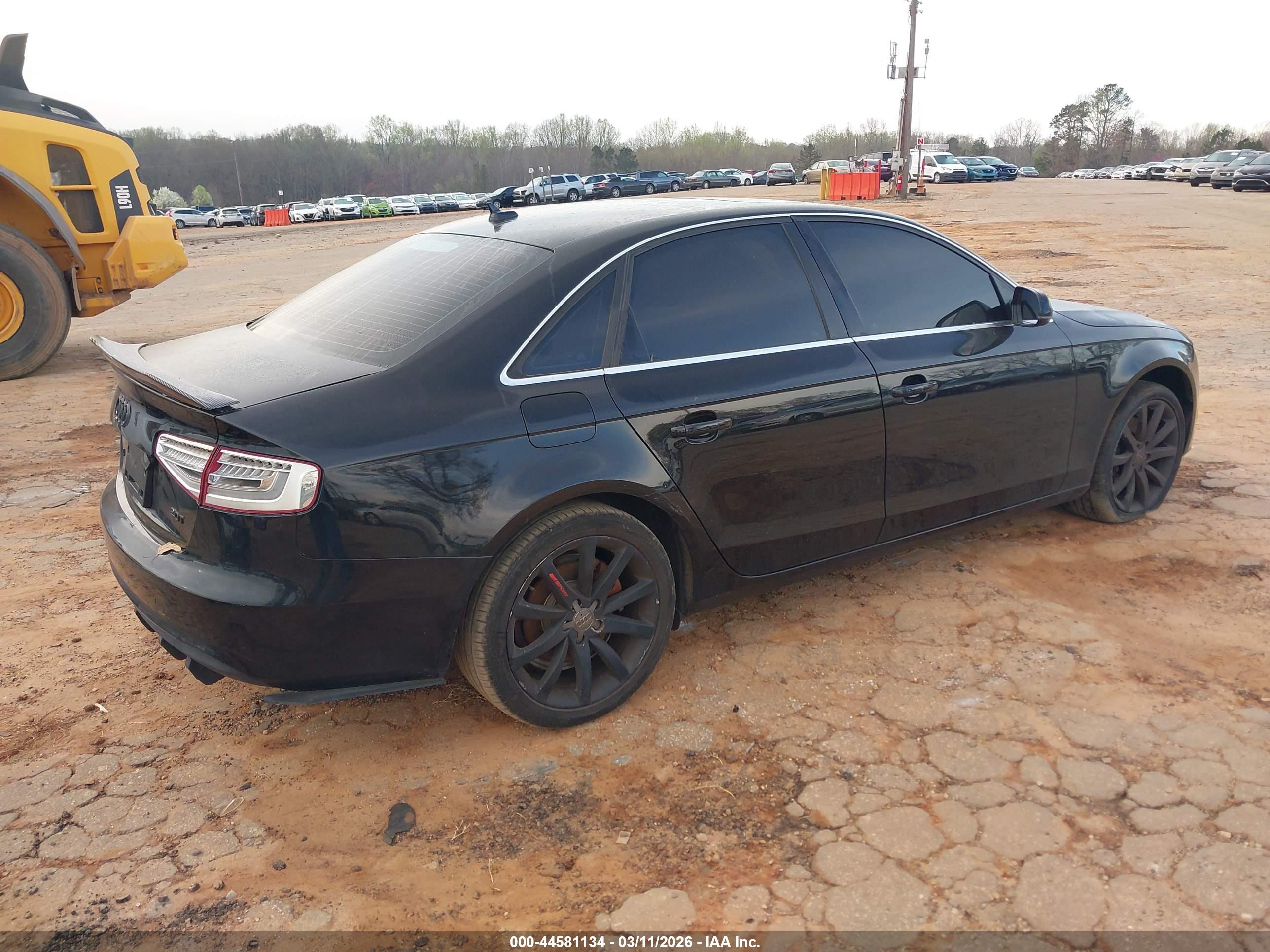 AUDI A4 image 4