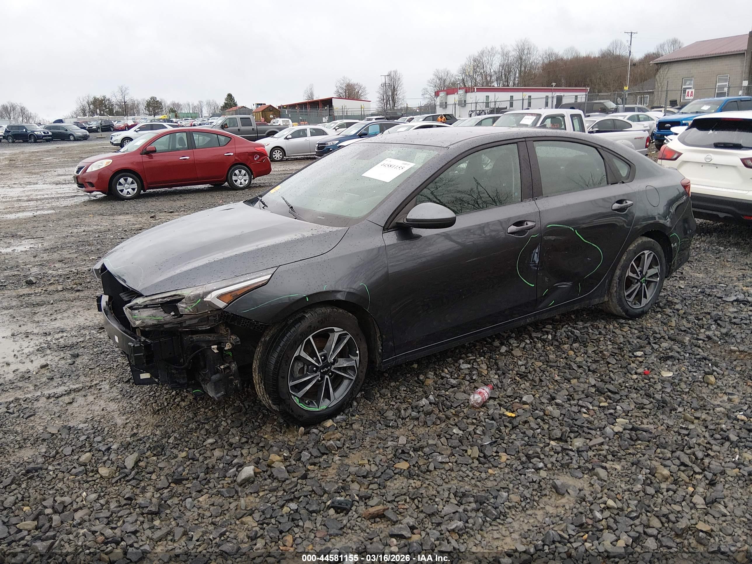 KIA FORTE image 2