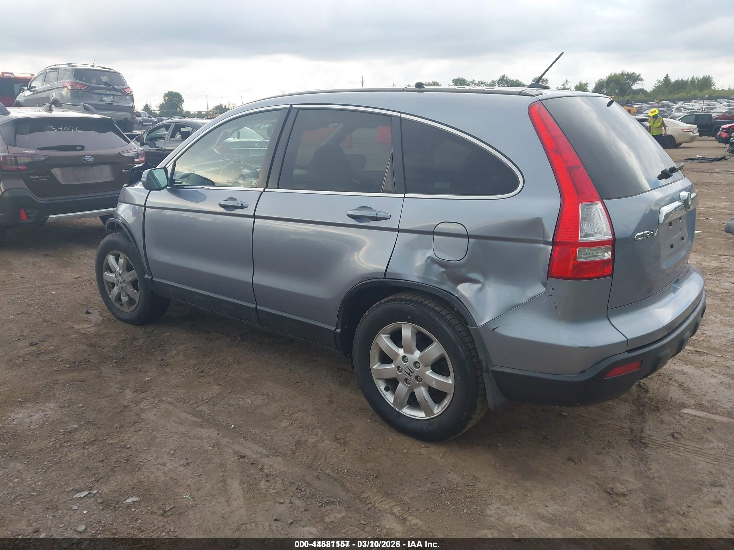 HONDA CR-V image 3