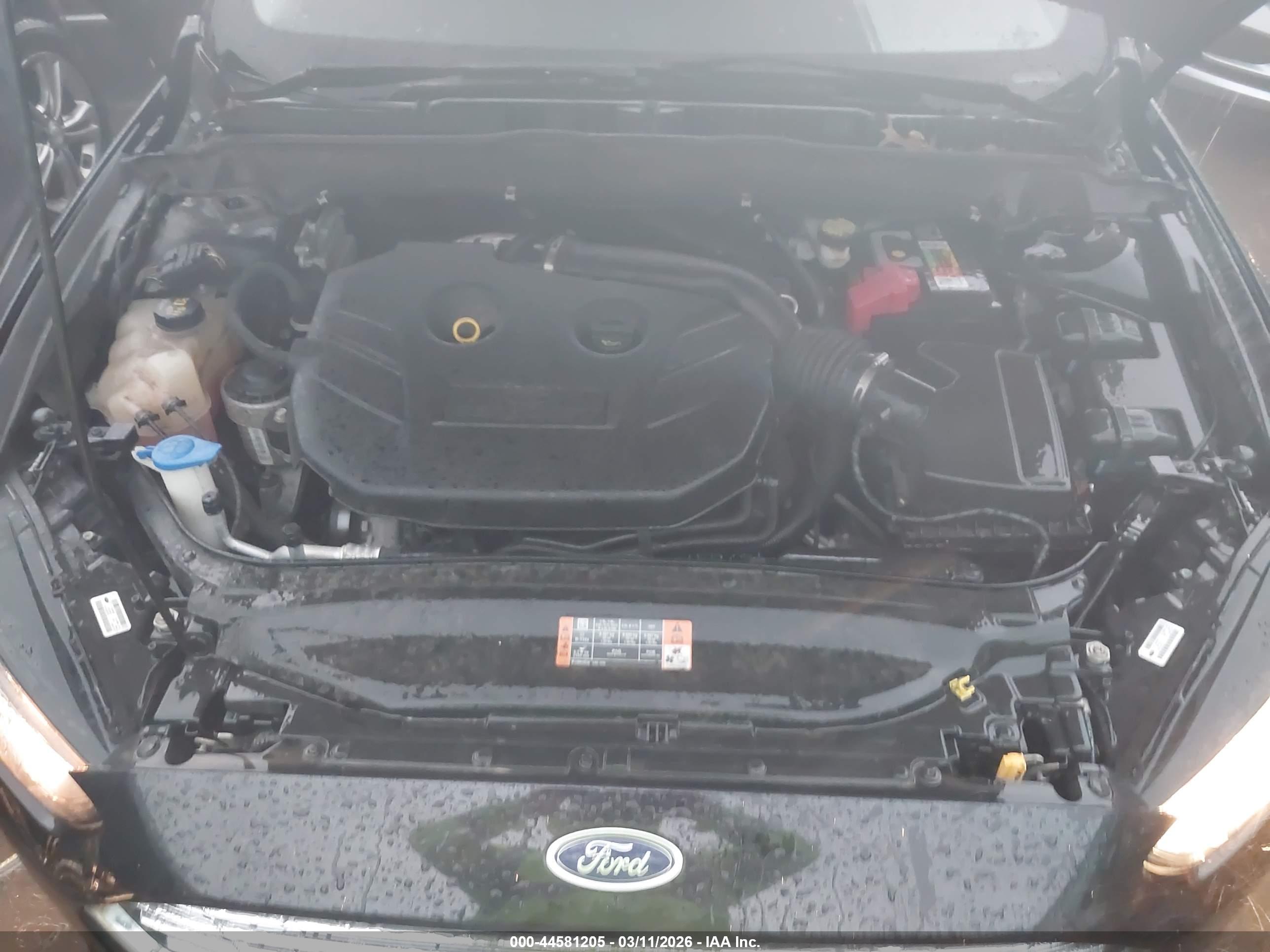FORD FUSION image 10