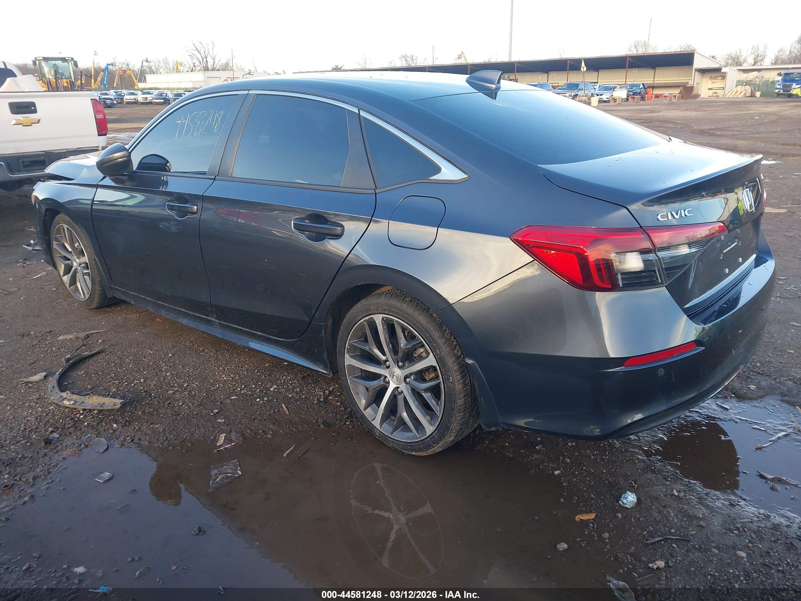 HONDA CIVIC image 3