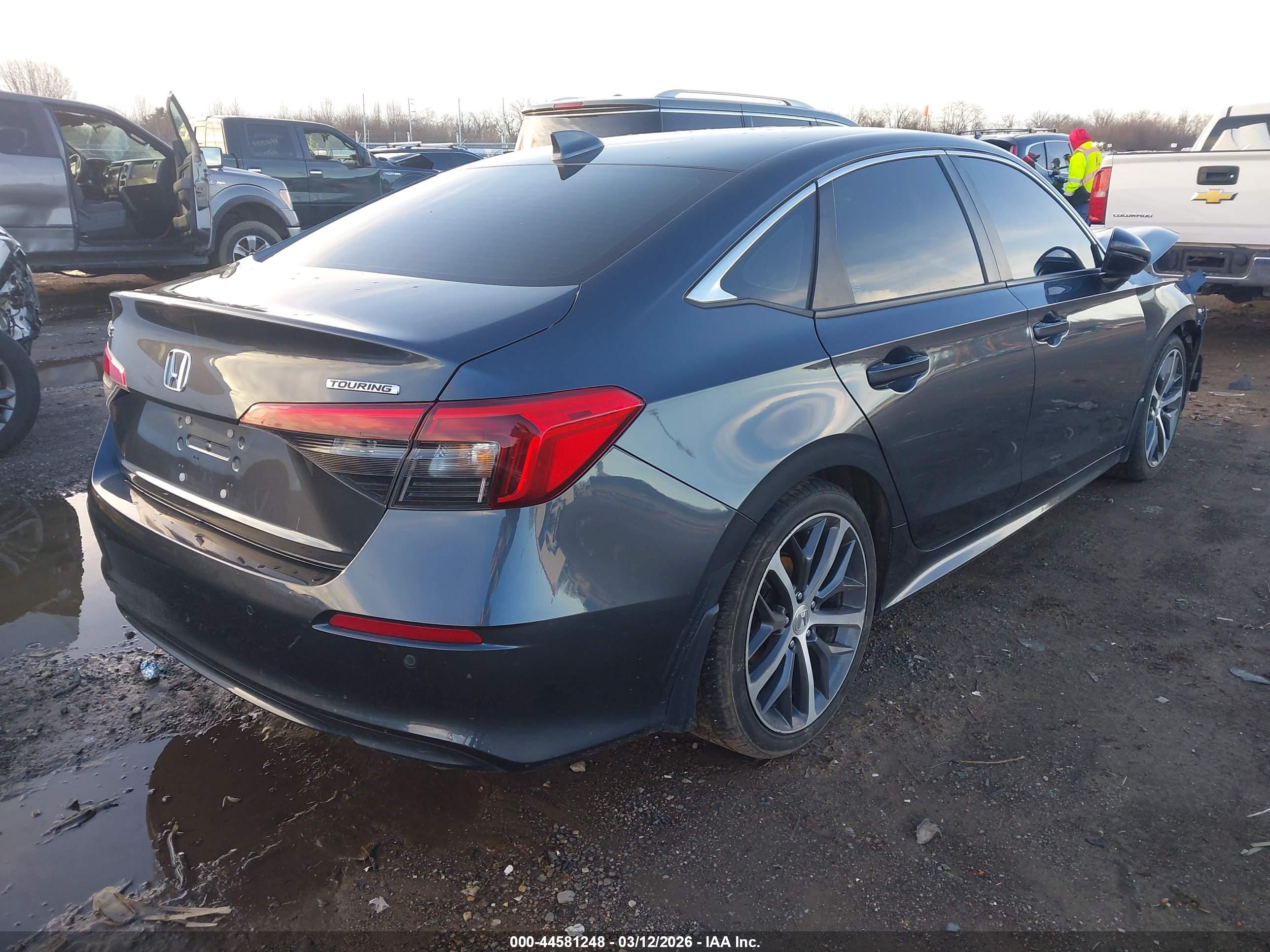 HONDA CIVIC image 4