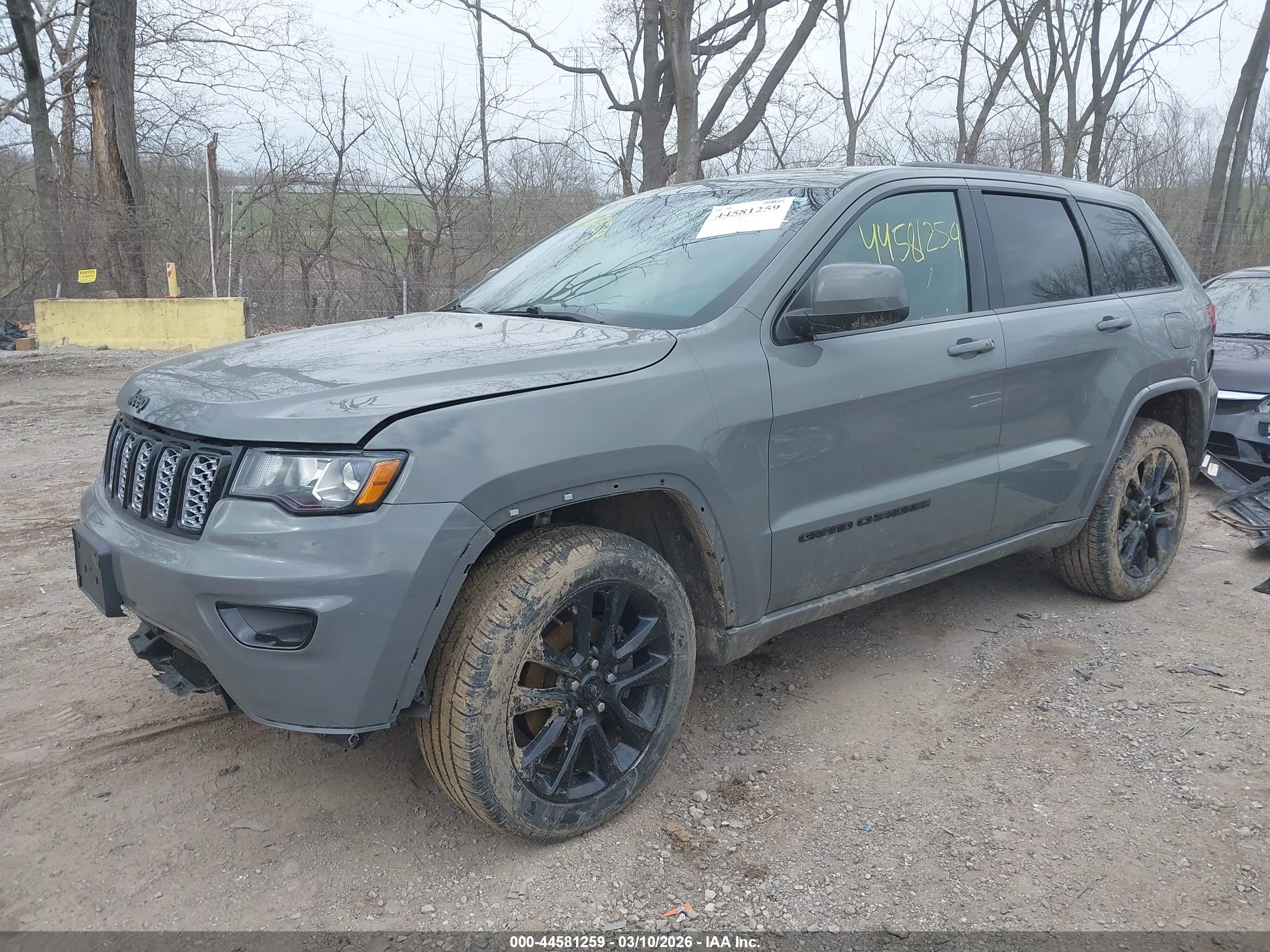 JEEP GRAND image 2