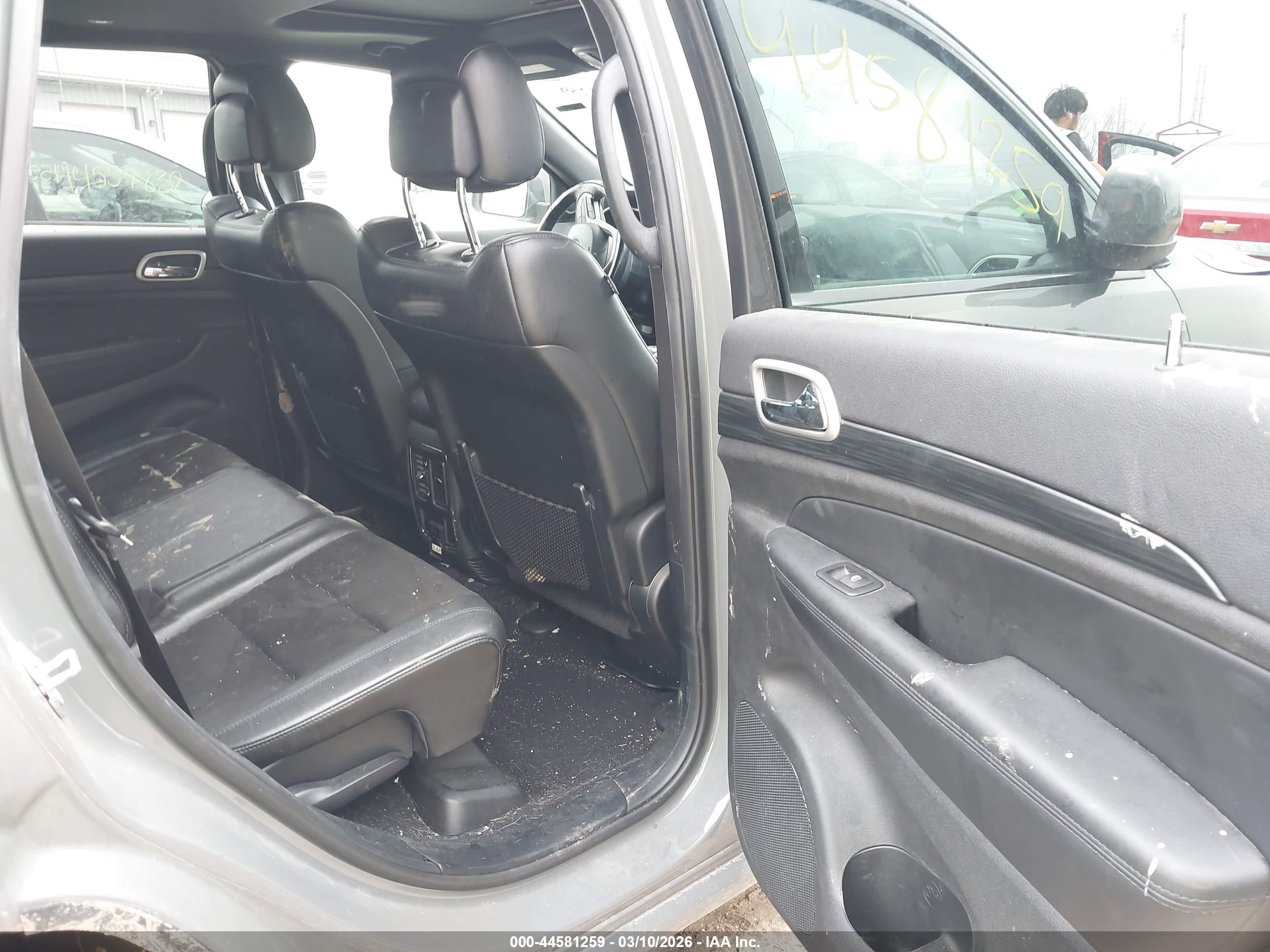 JEEP GRAND image 8