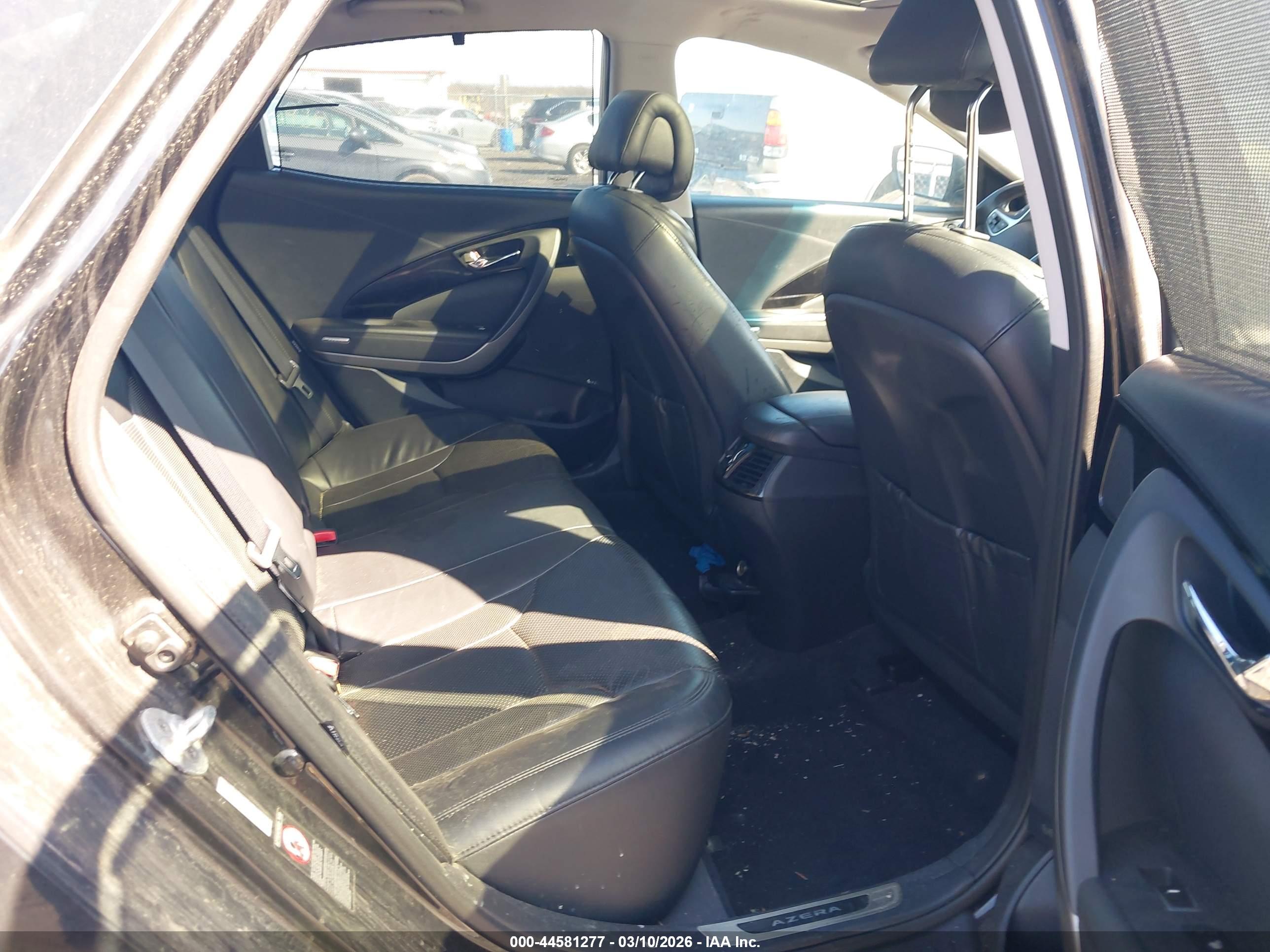 HYUNDAI AZERA image 8
