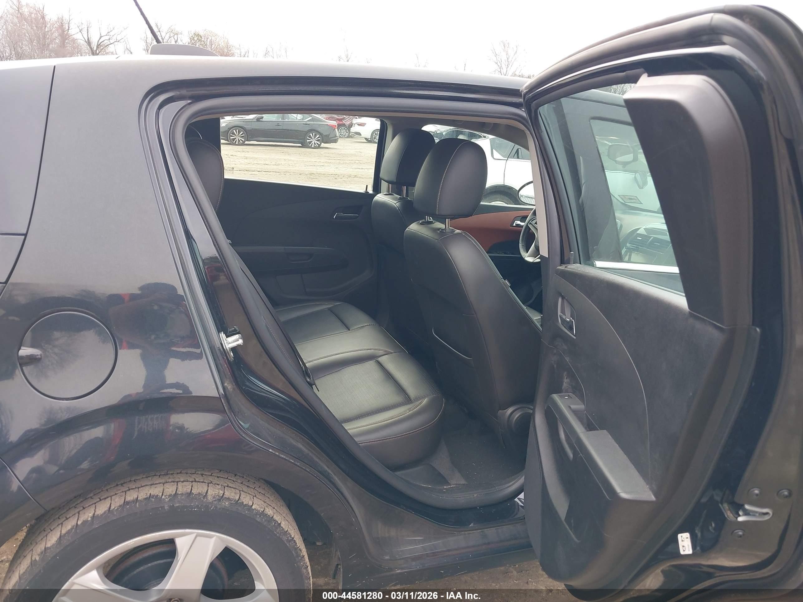 CHEVROLET SONIC image 8