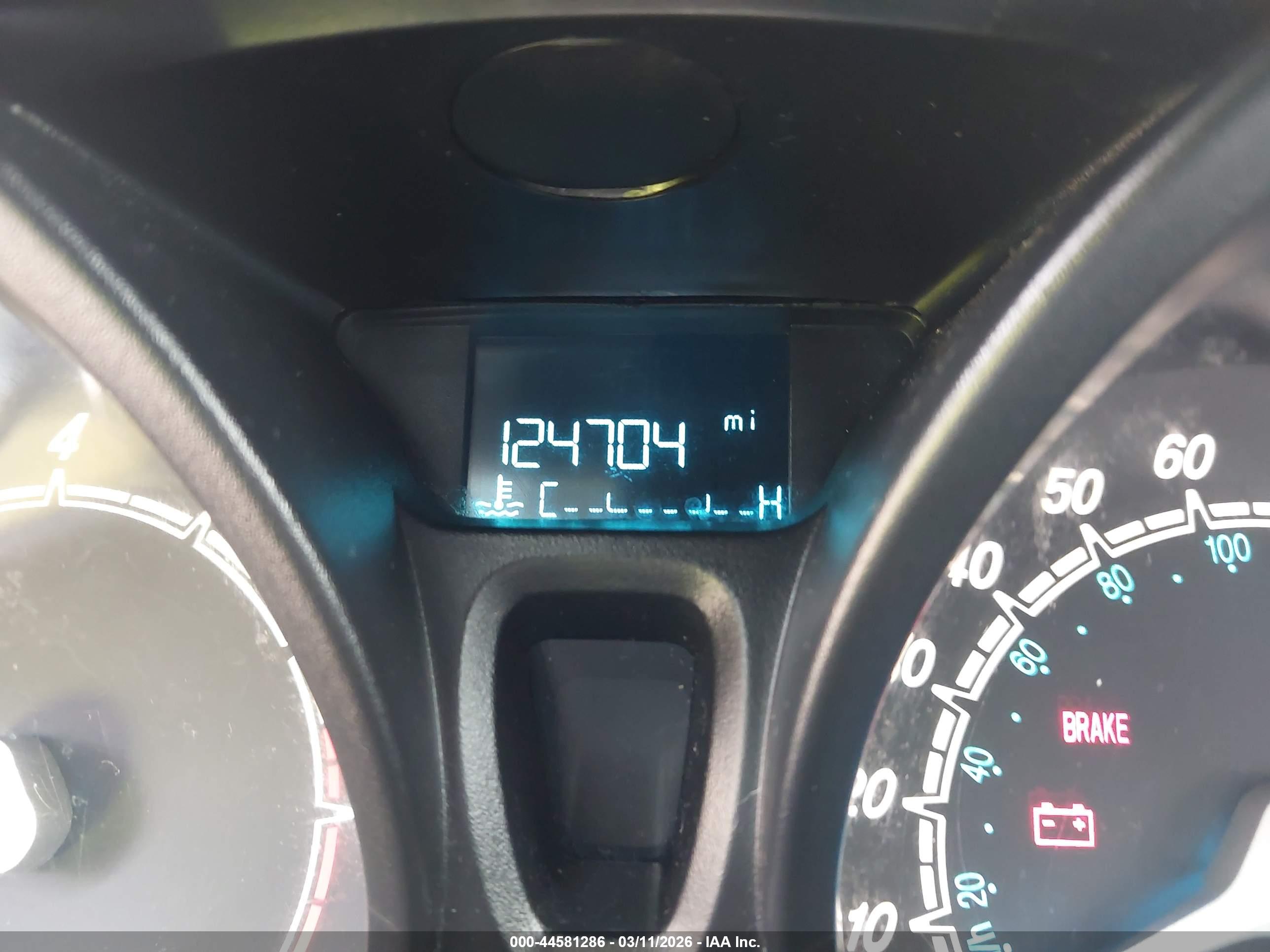 FORD FIESTA image 7