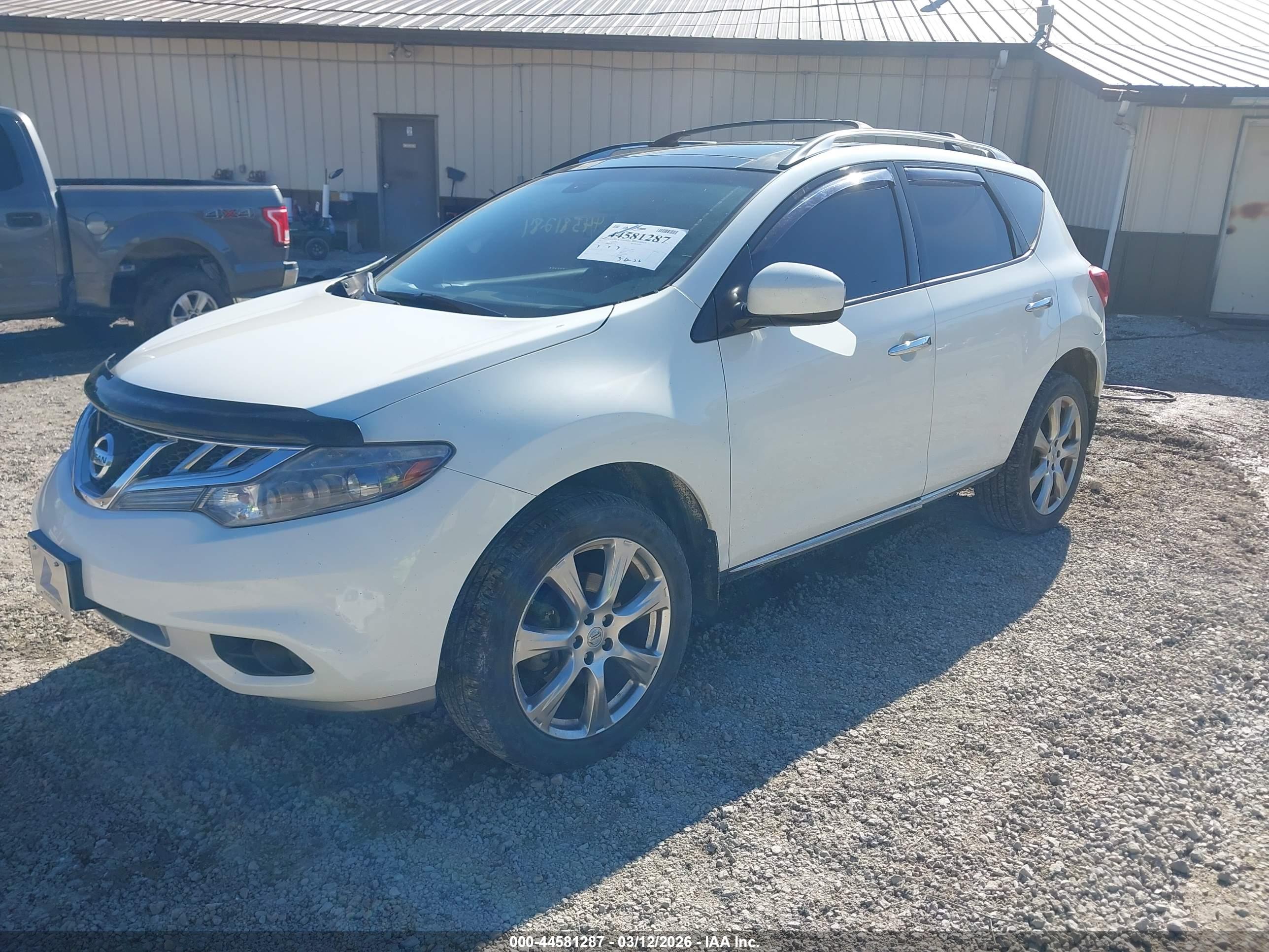 NISSAN MURANO image 2