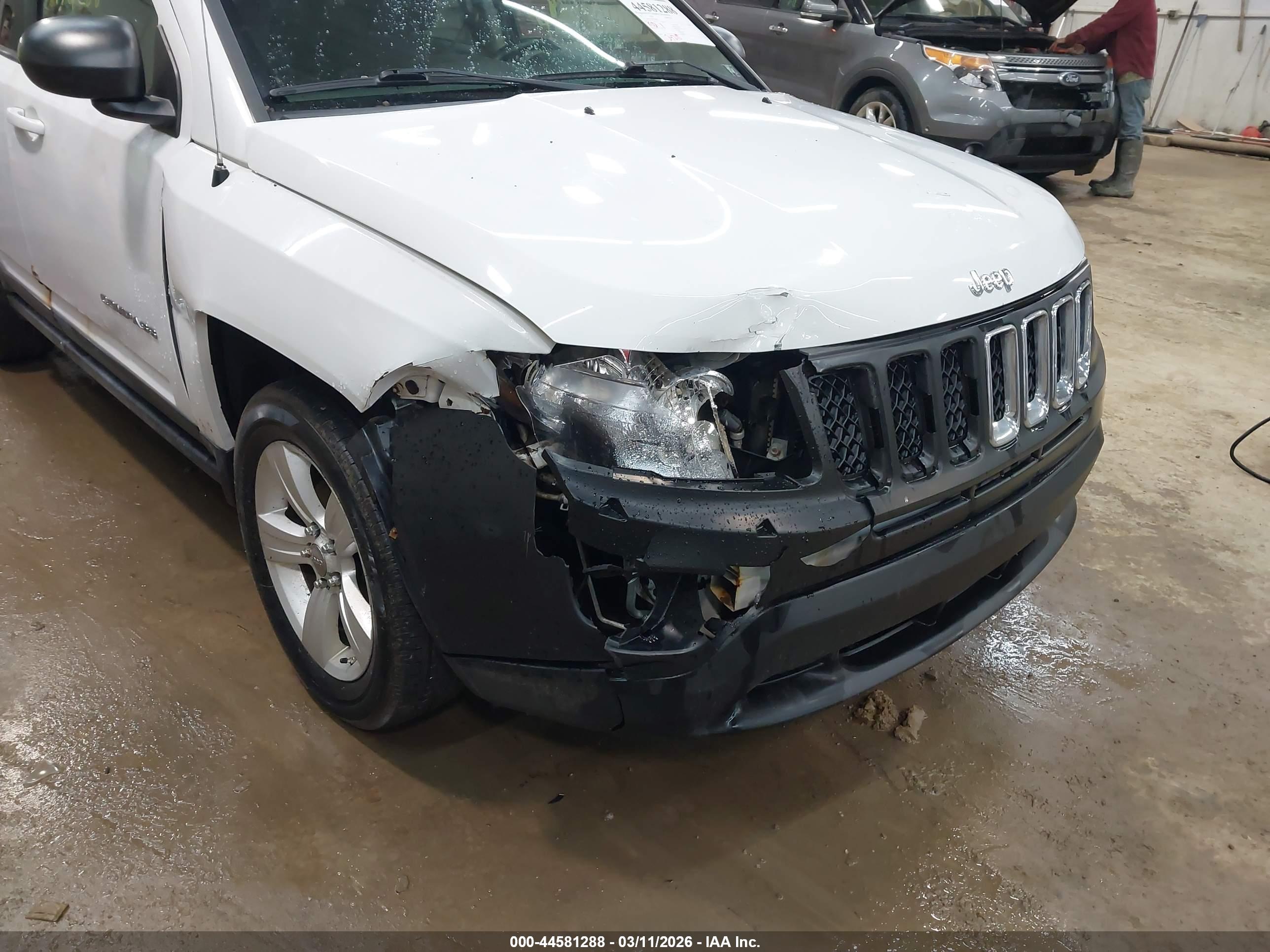 JEEP COMPASS image 6