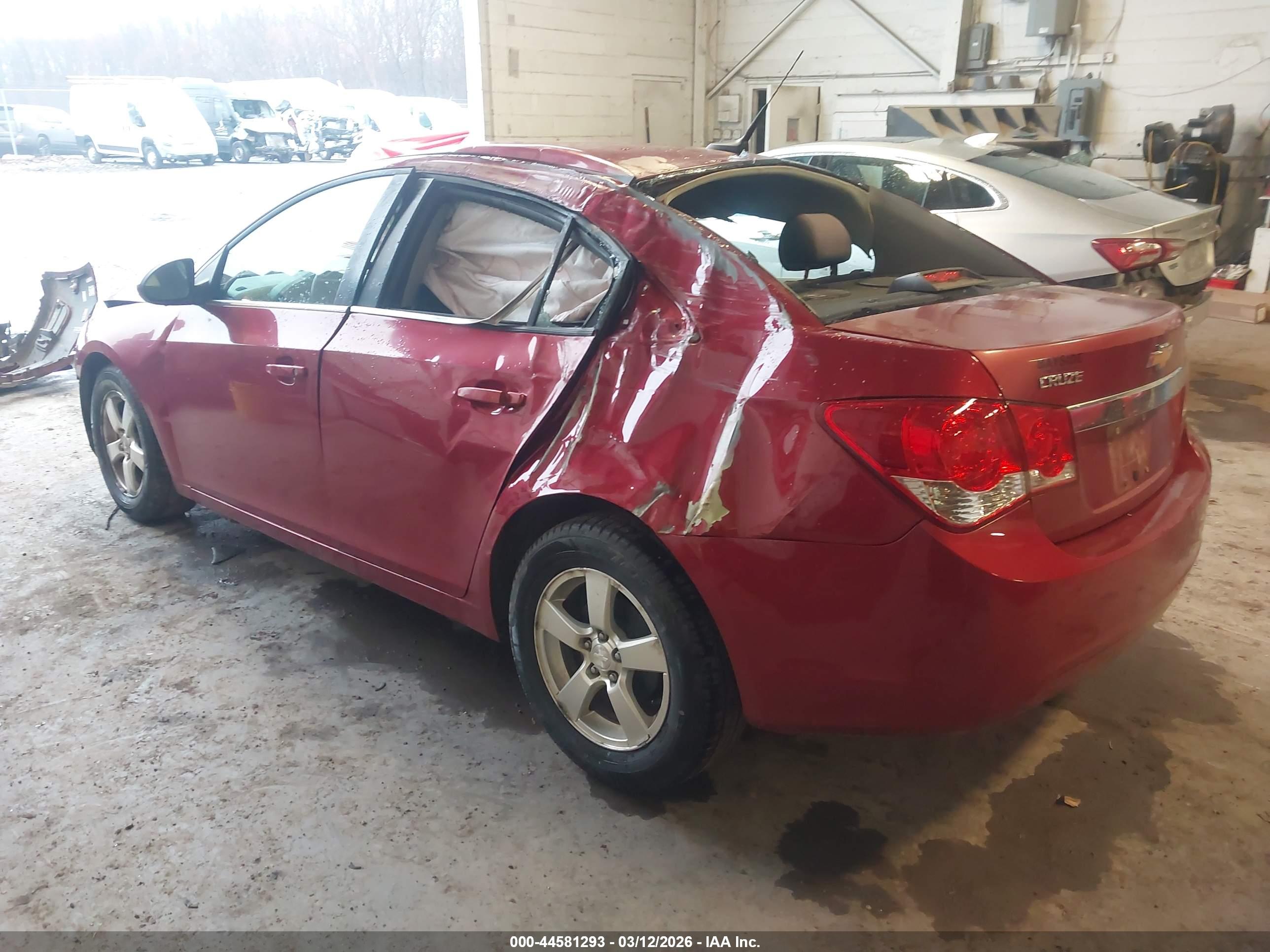CHEVROLET CRUZE image 3