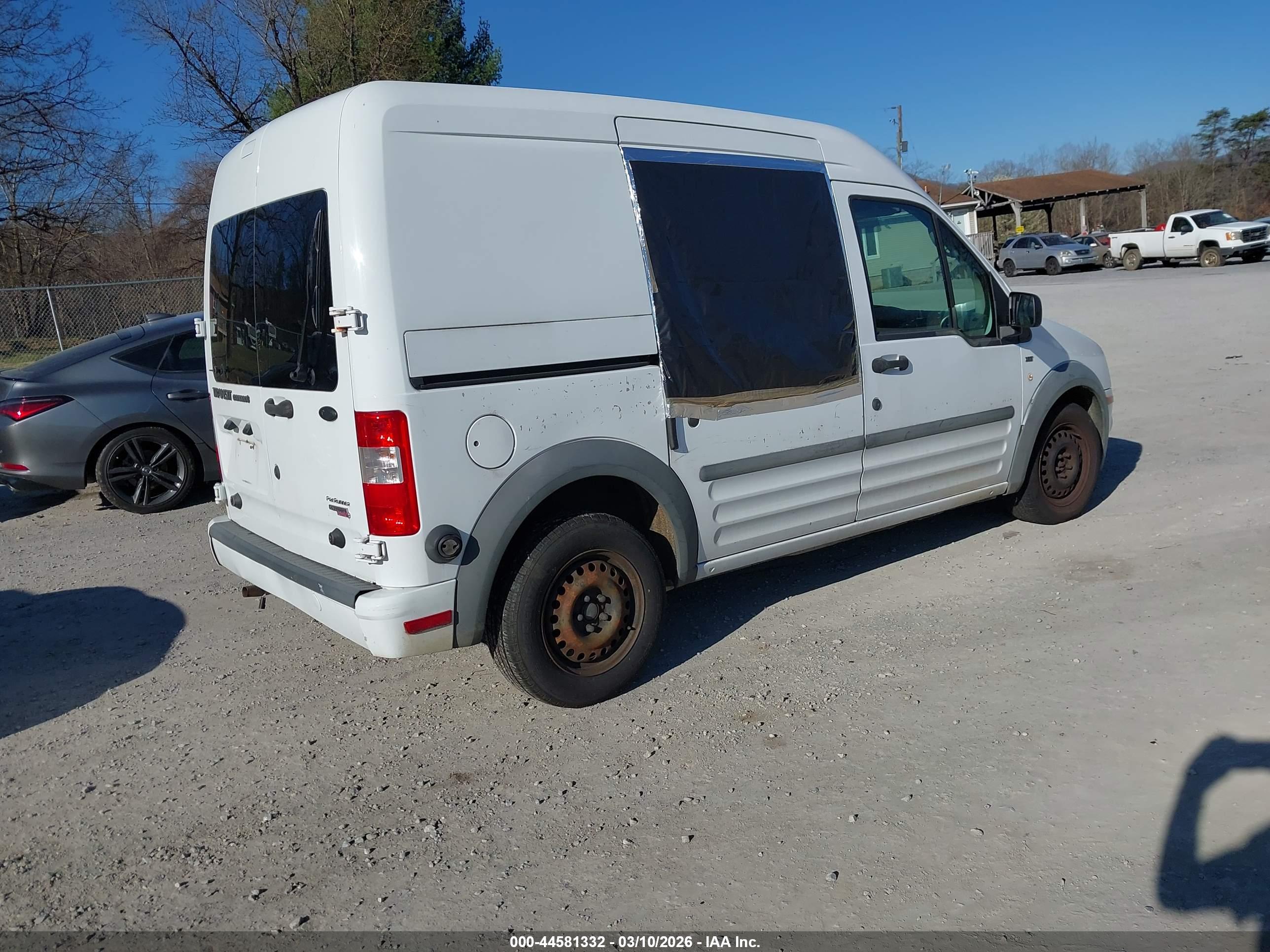 FORD TRANSIT image 4