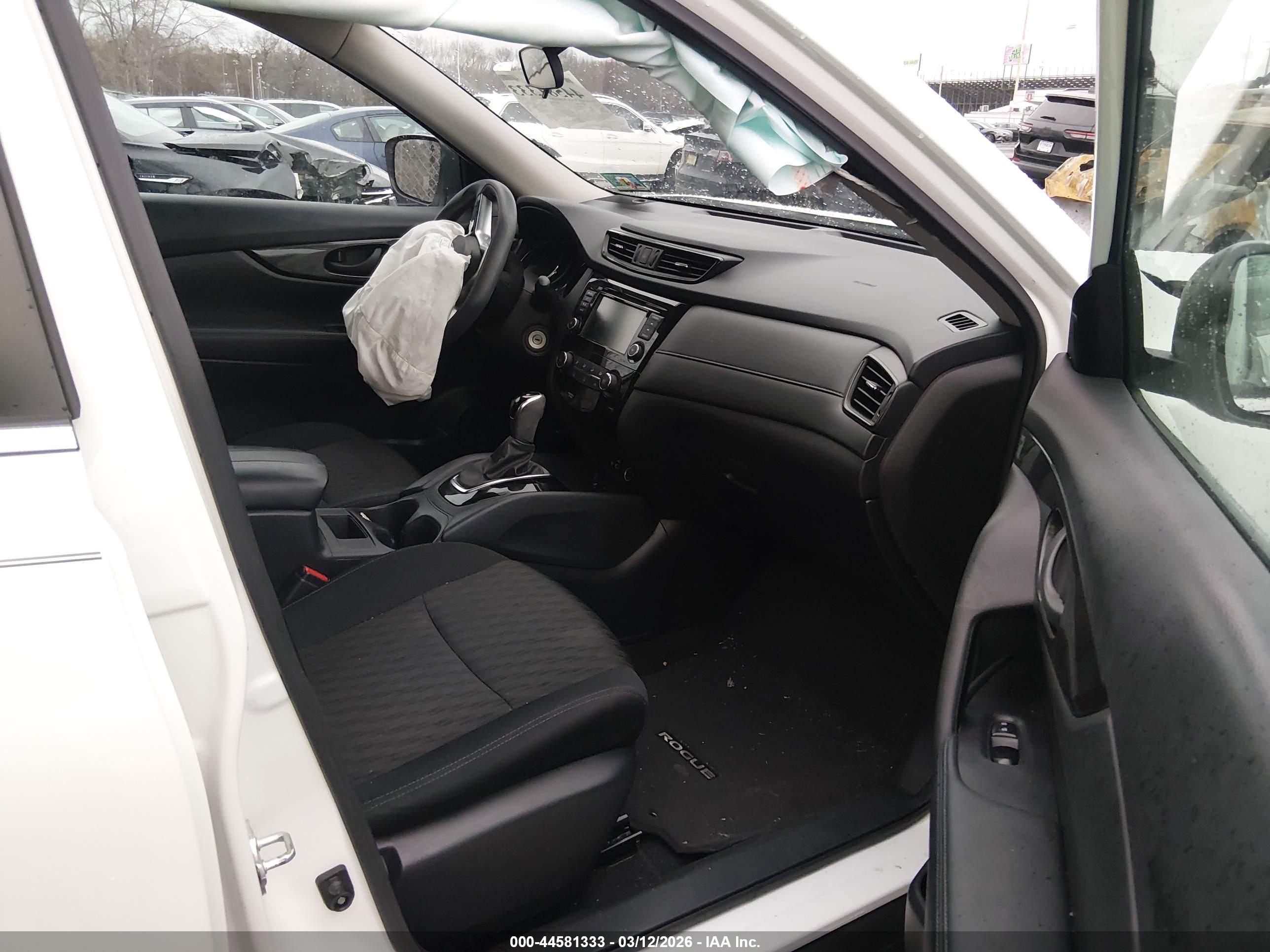 NISSAN ROGUE image 5