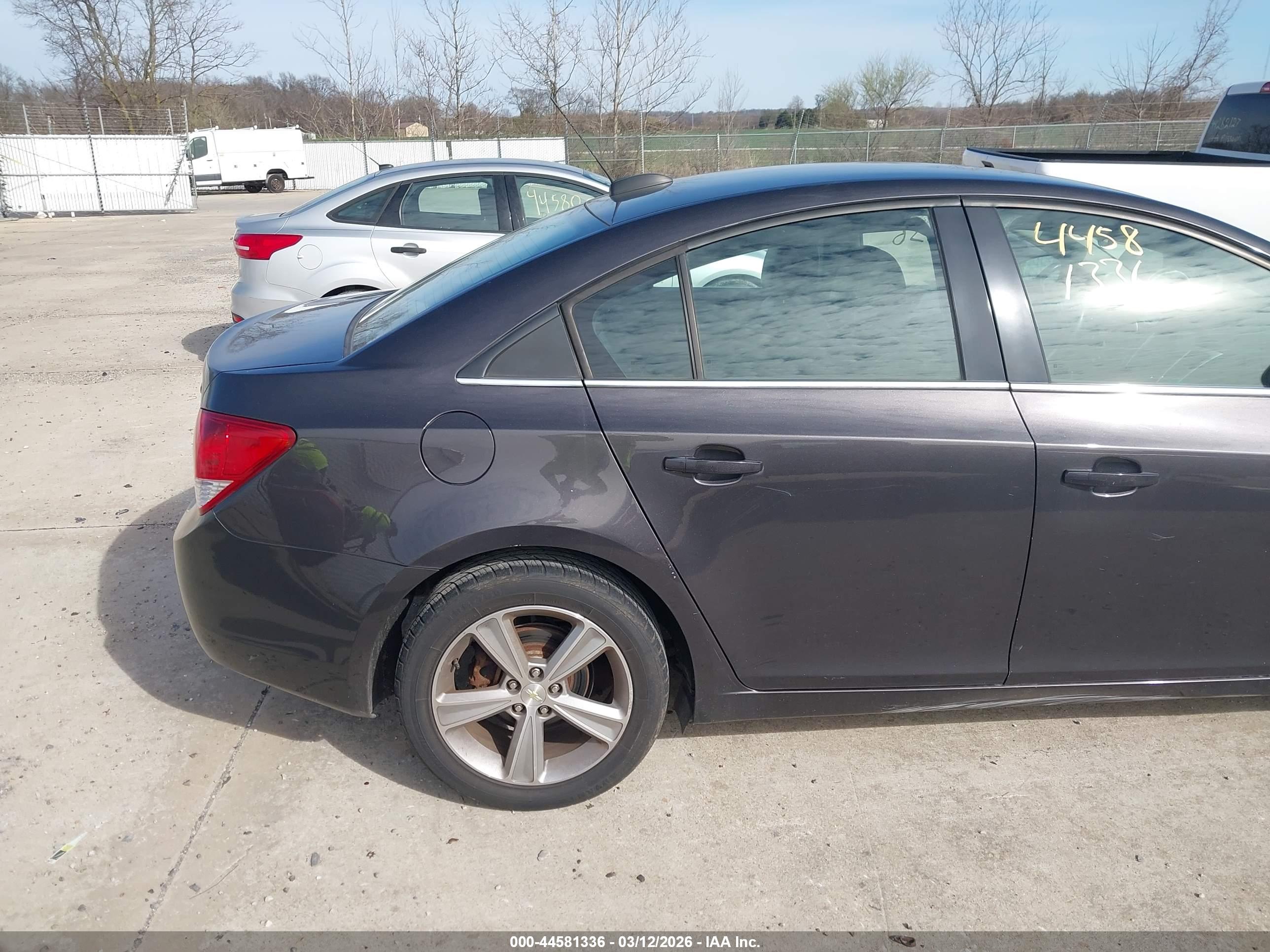 CHEVROLET CRUZE image 6