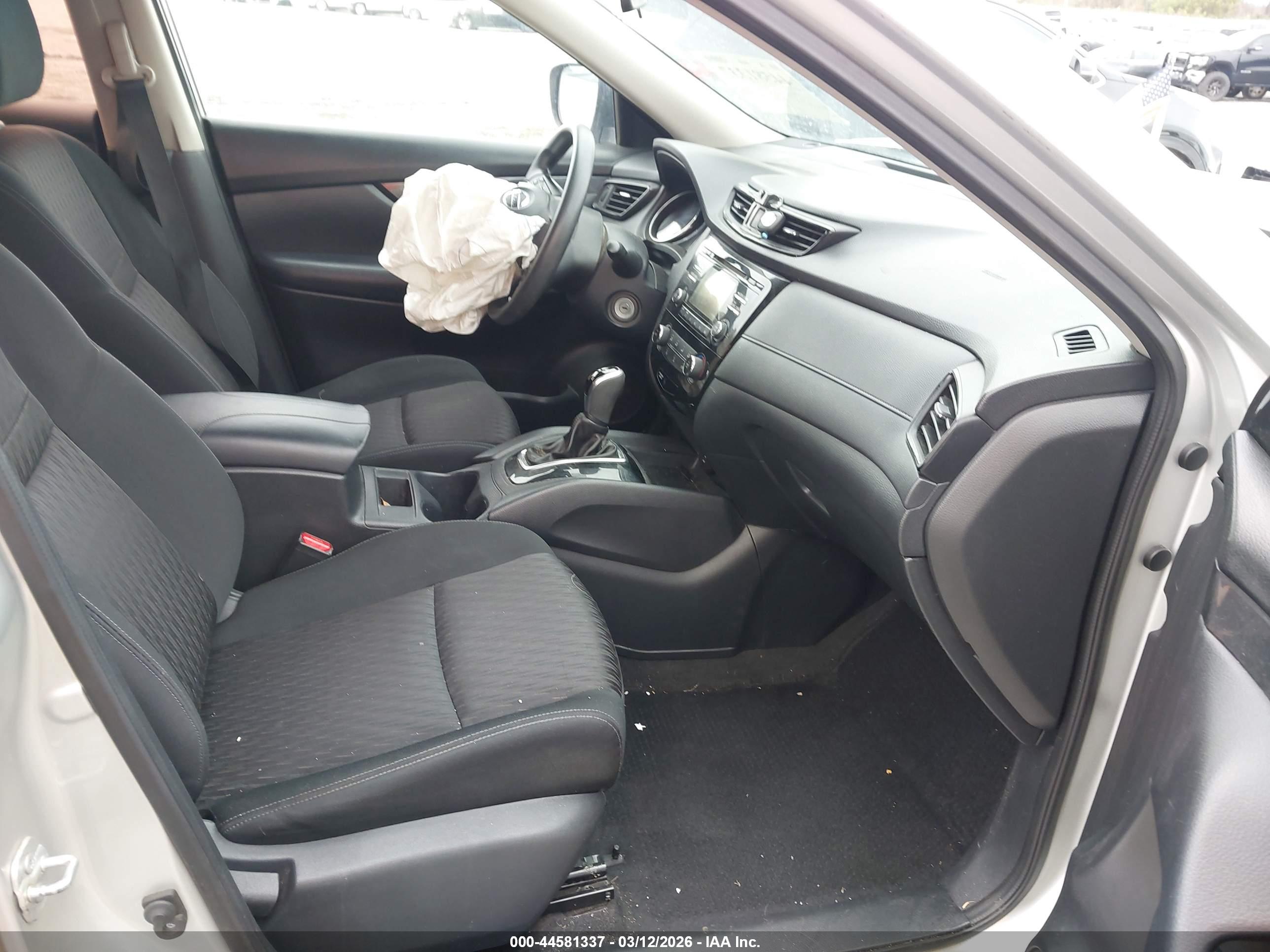 NISSAN ROGUE image 5