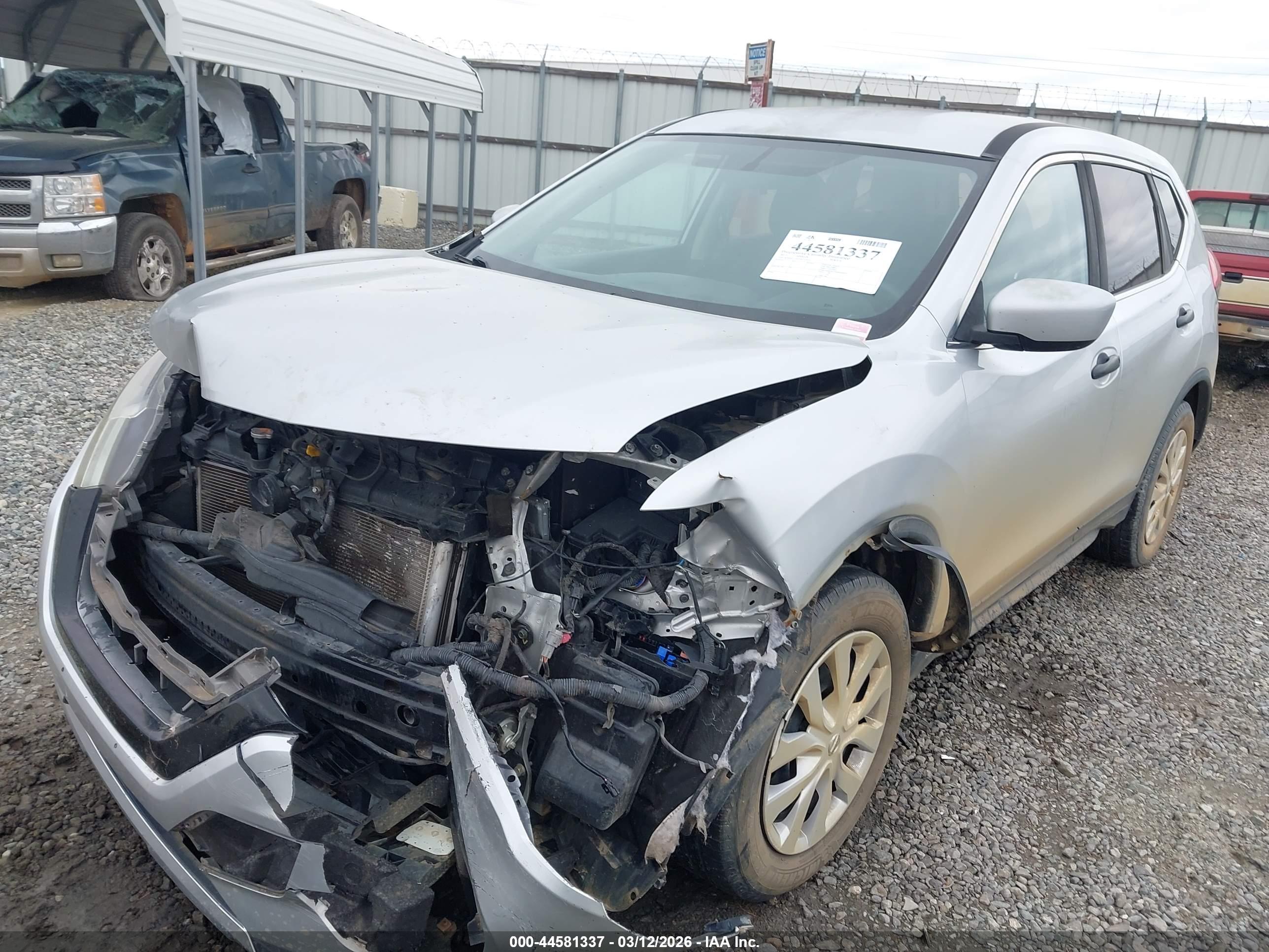 NISSAN ROGUE image 6