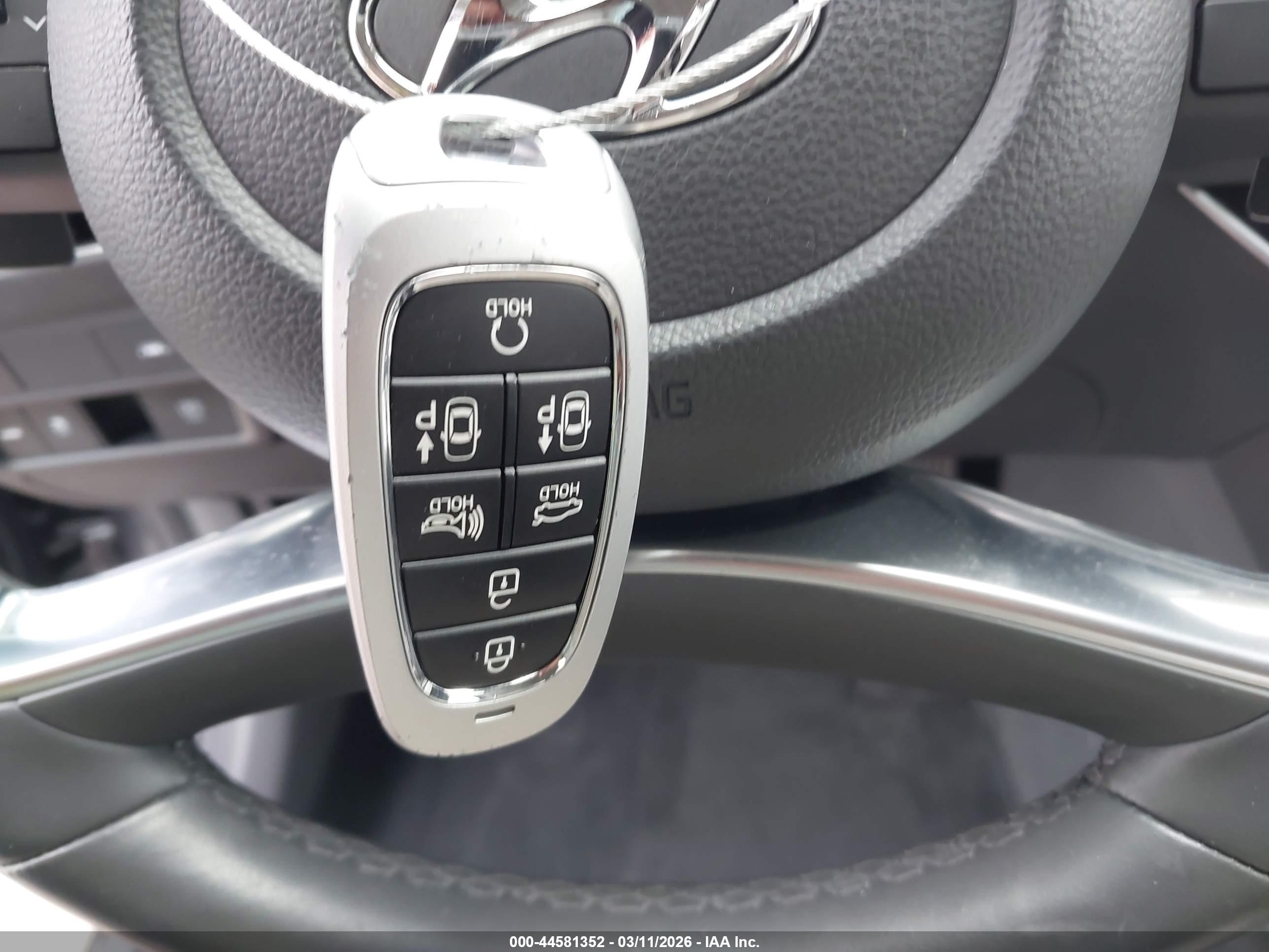 HYUNDAI SONATA image 11