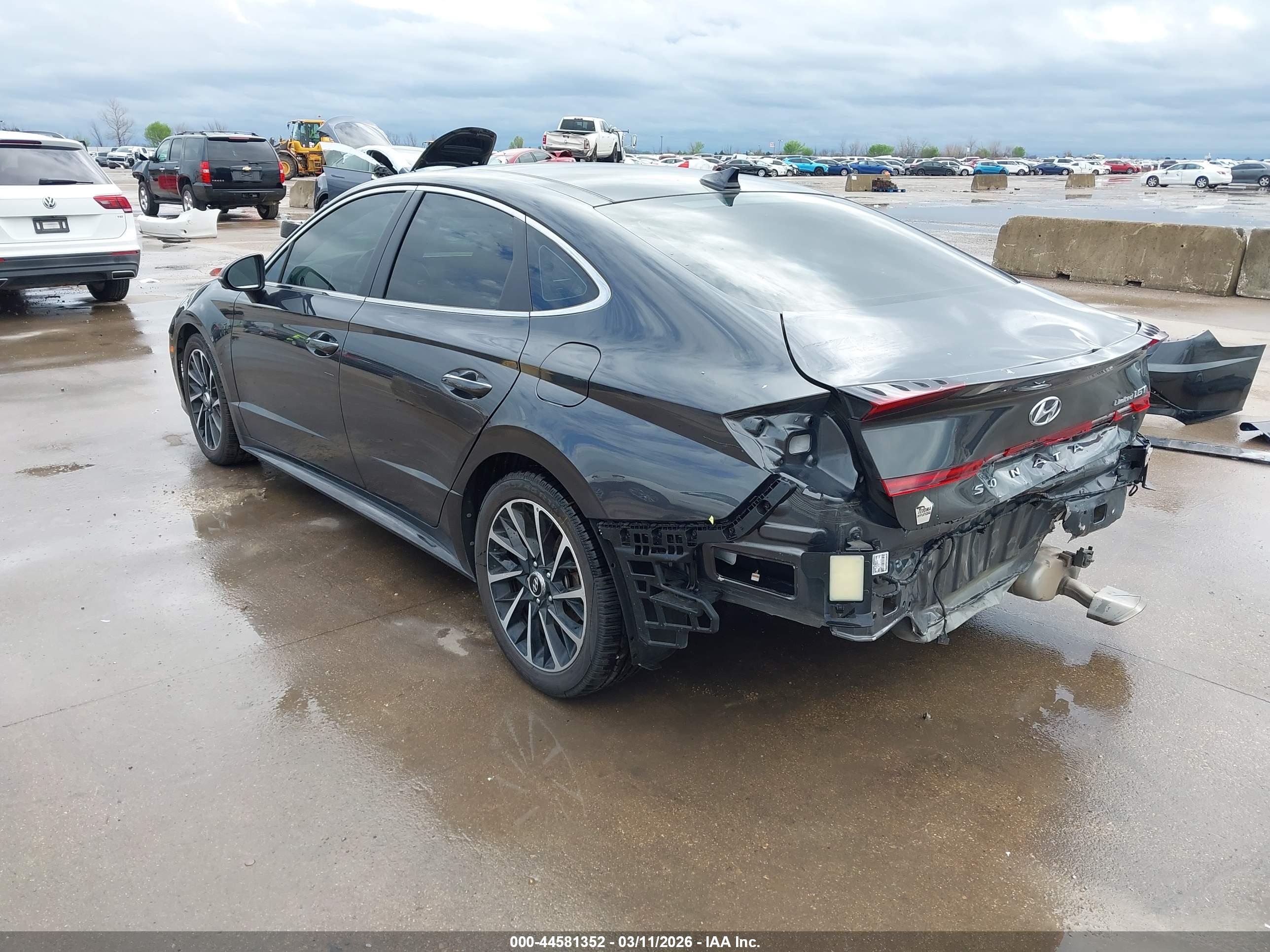 HYUNDAI SONATA image 3