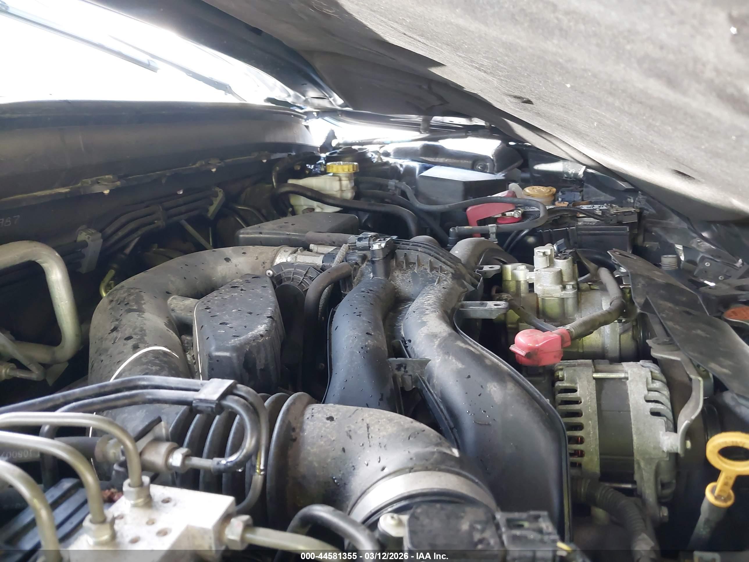 SUBARU OUTBACK image 10