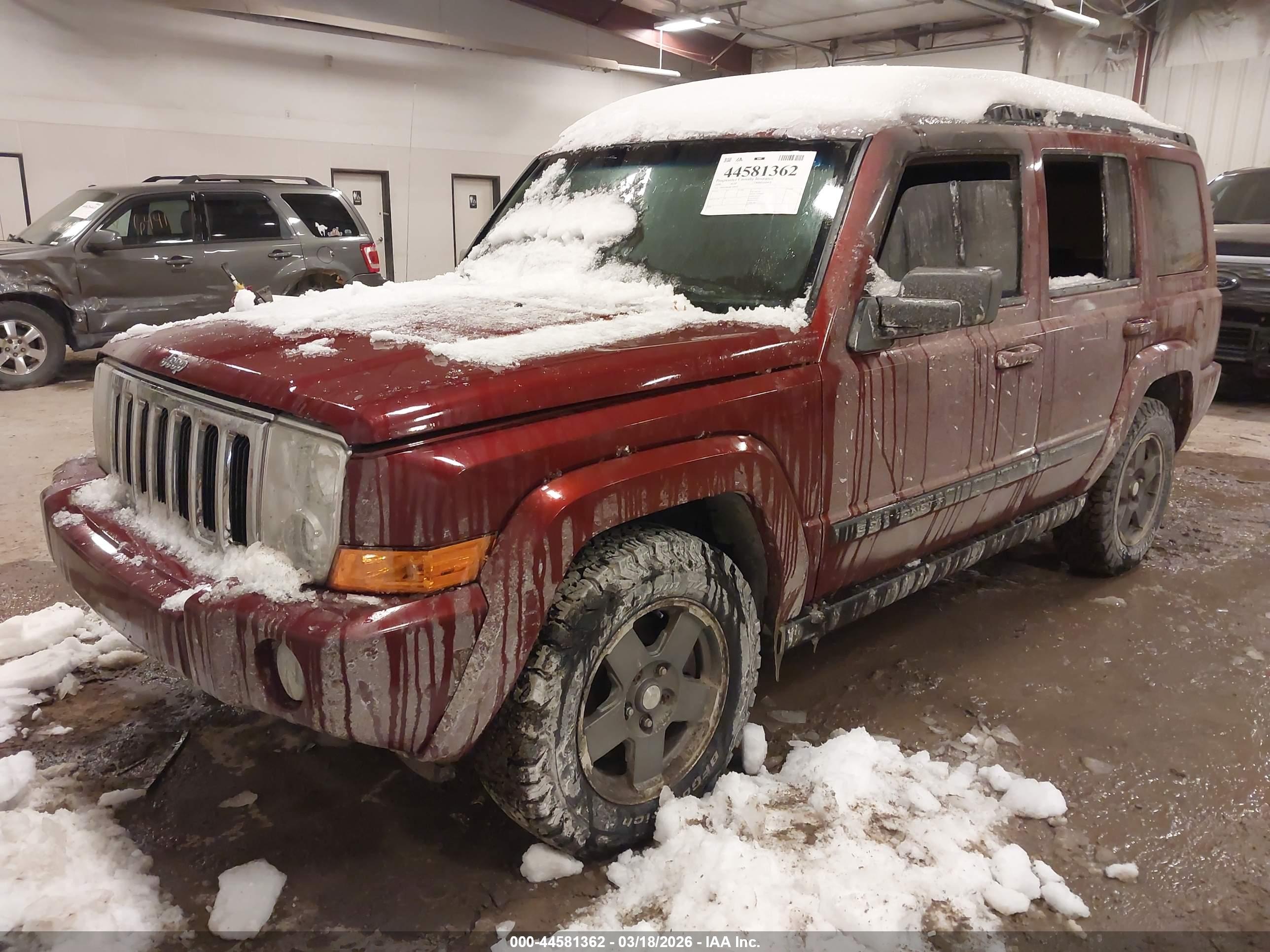 JEEP COMMANDER image 2