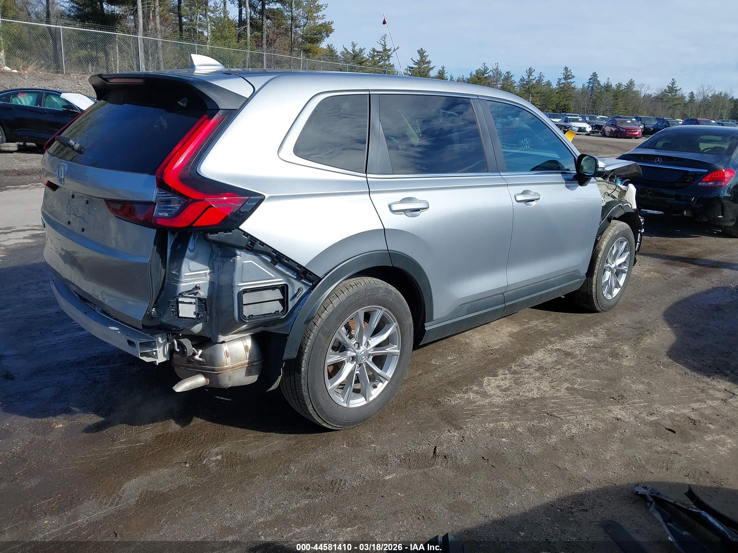 HONDA CR-V image 4