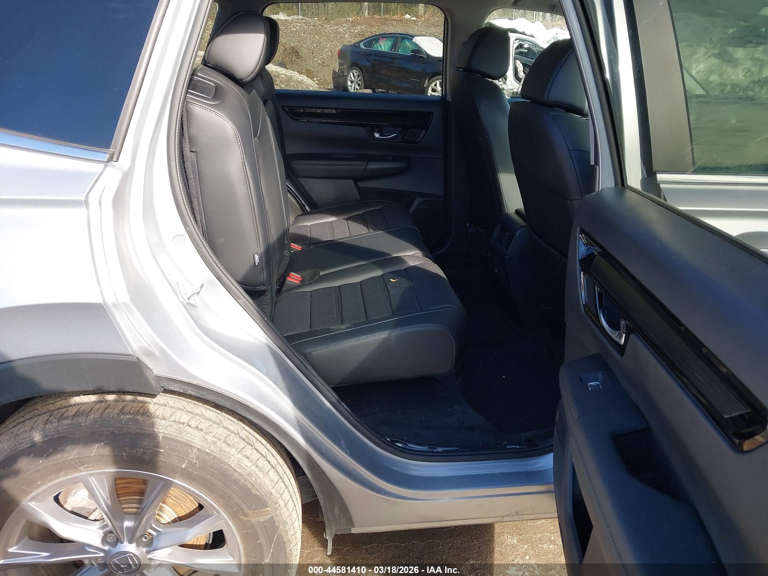 HONDA CR-V image 8