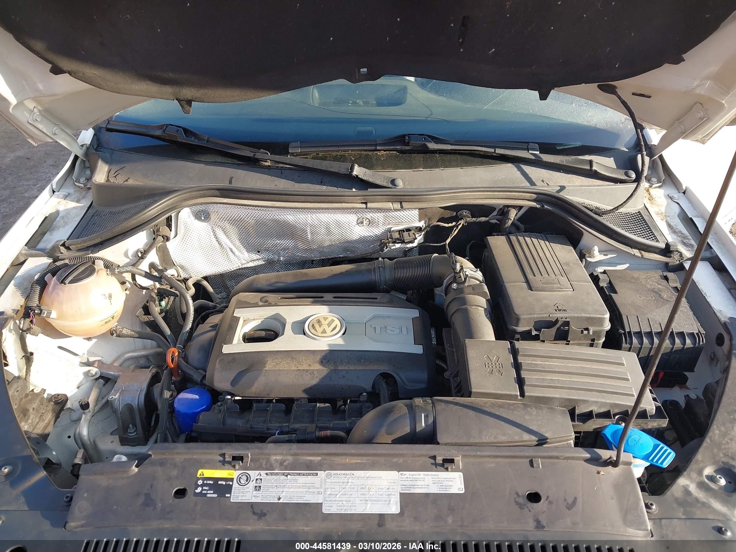 VOLKSWAGEN TIGUAN image 10