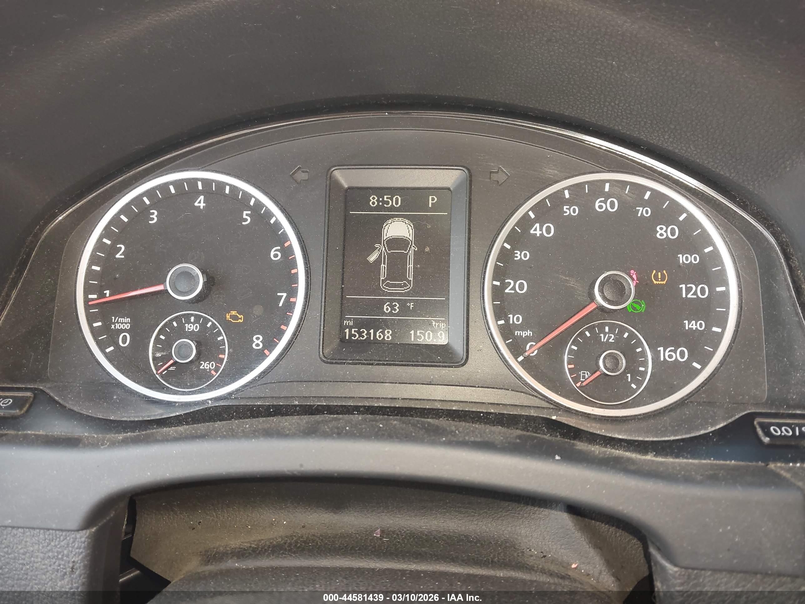 VOLKSWAGEN TIGUAN image 7