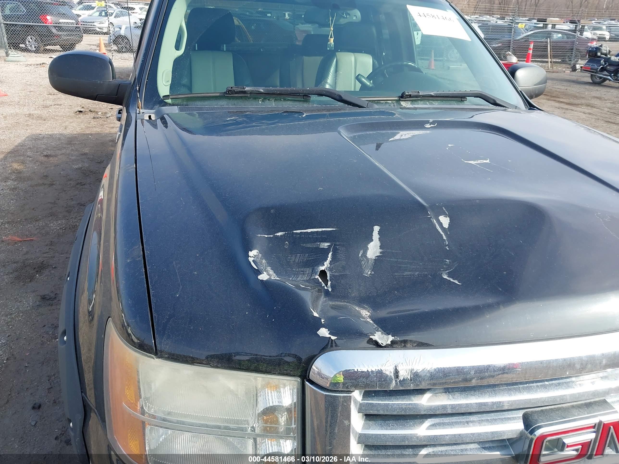 GMC SIERRA image 6