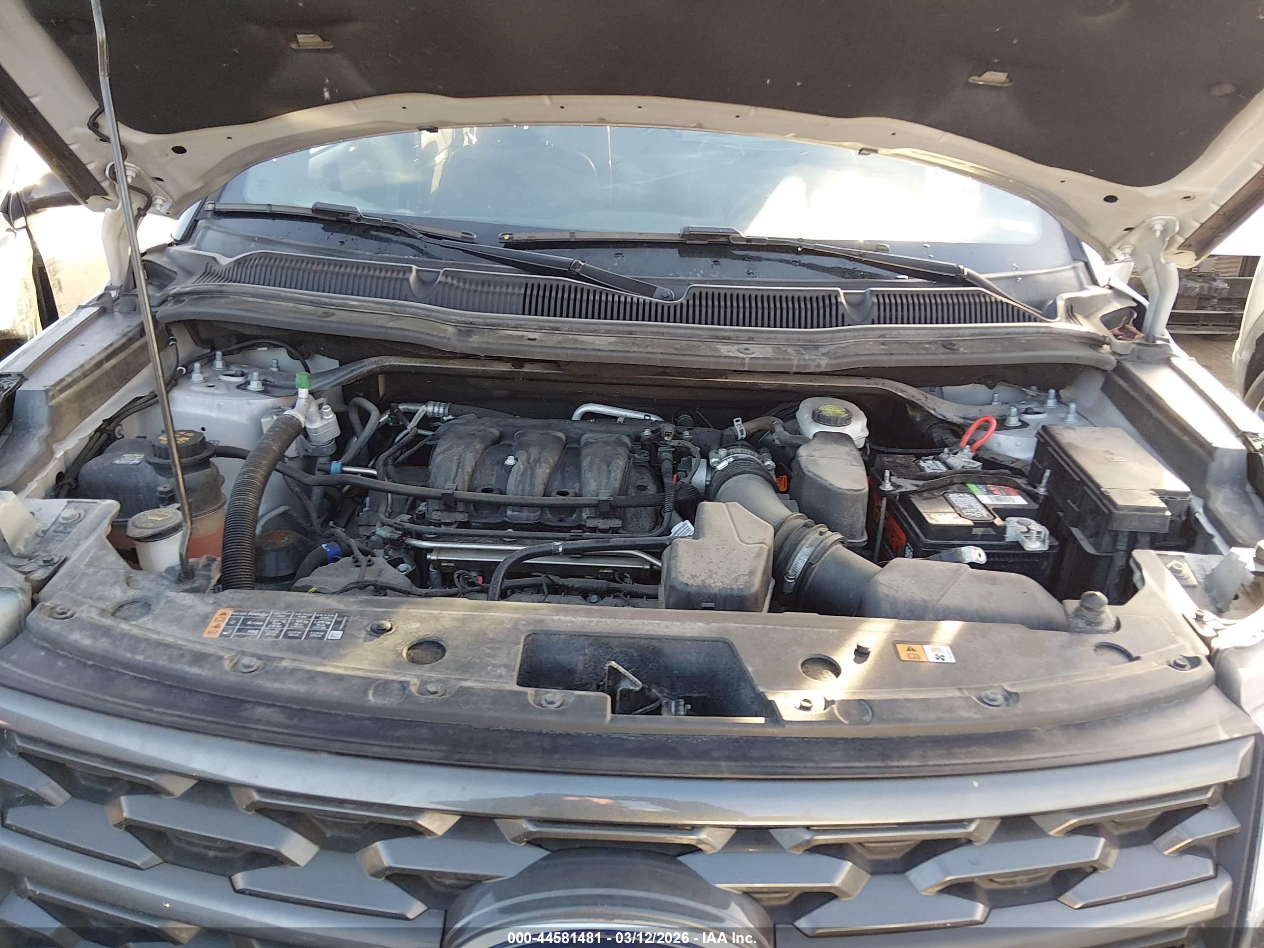 FORD EXPLORER image 10