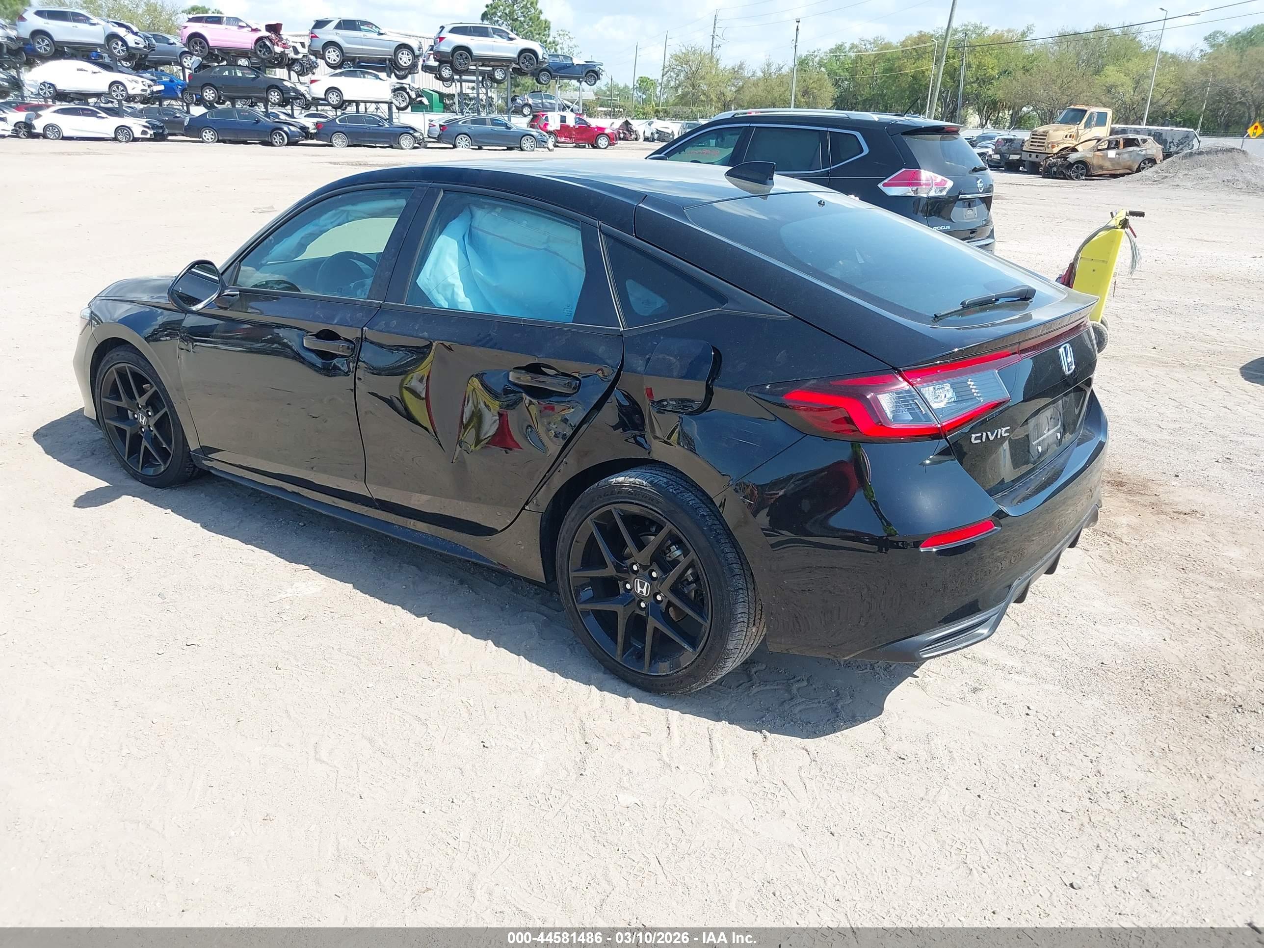 HONDA CIVIC image 3