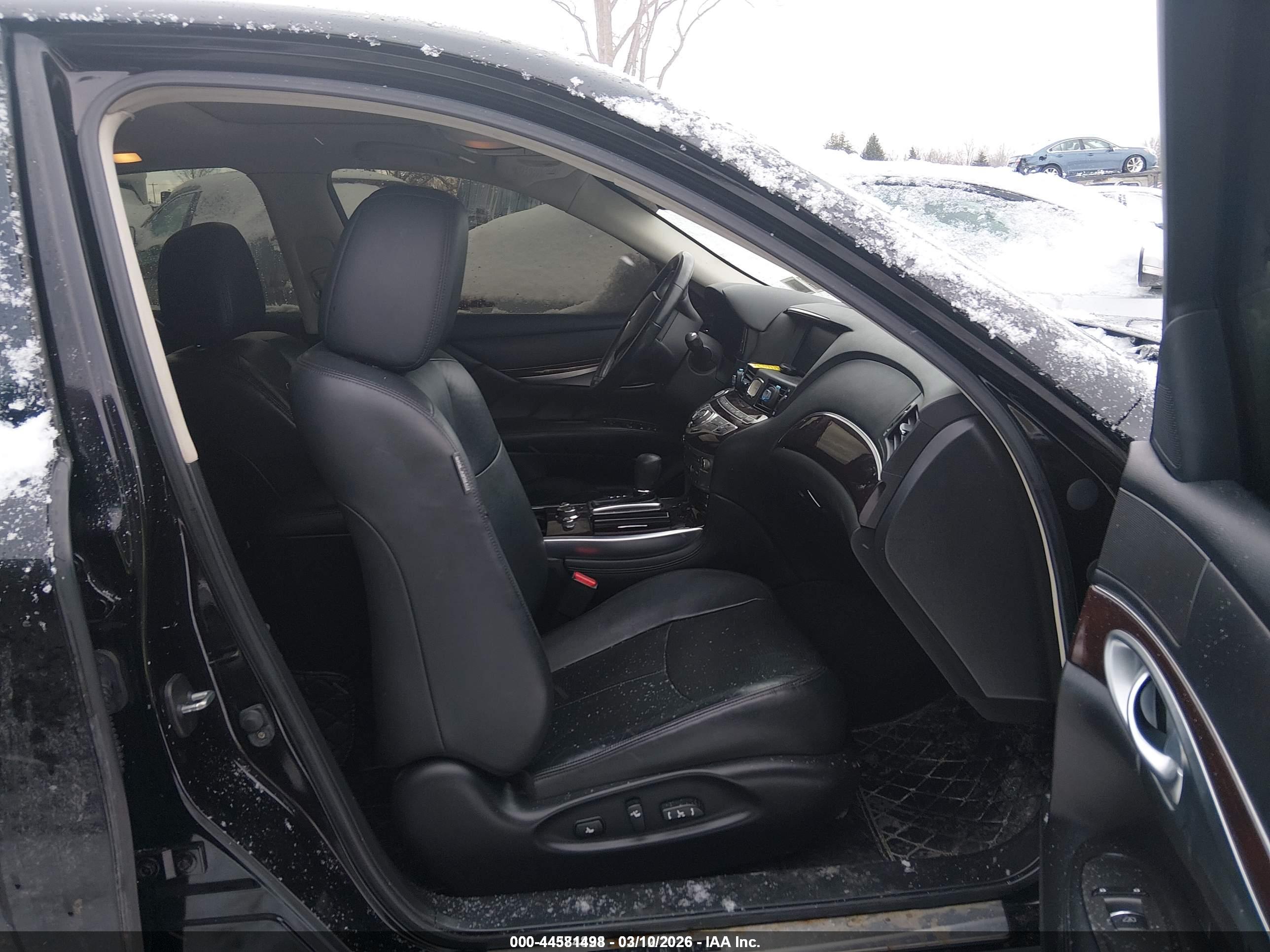 INFINITI M37X image 5