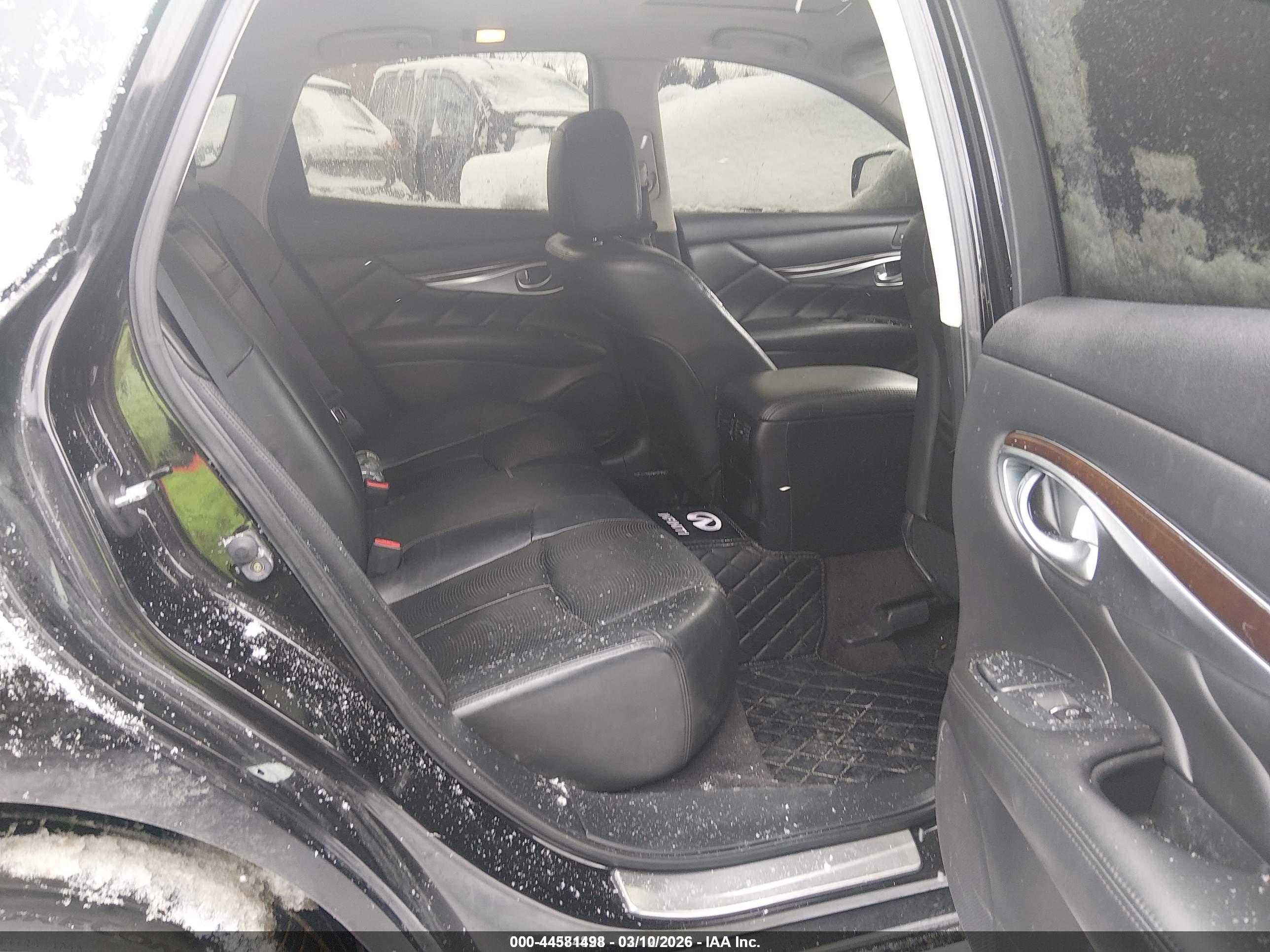 INFINITI M37X image 8