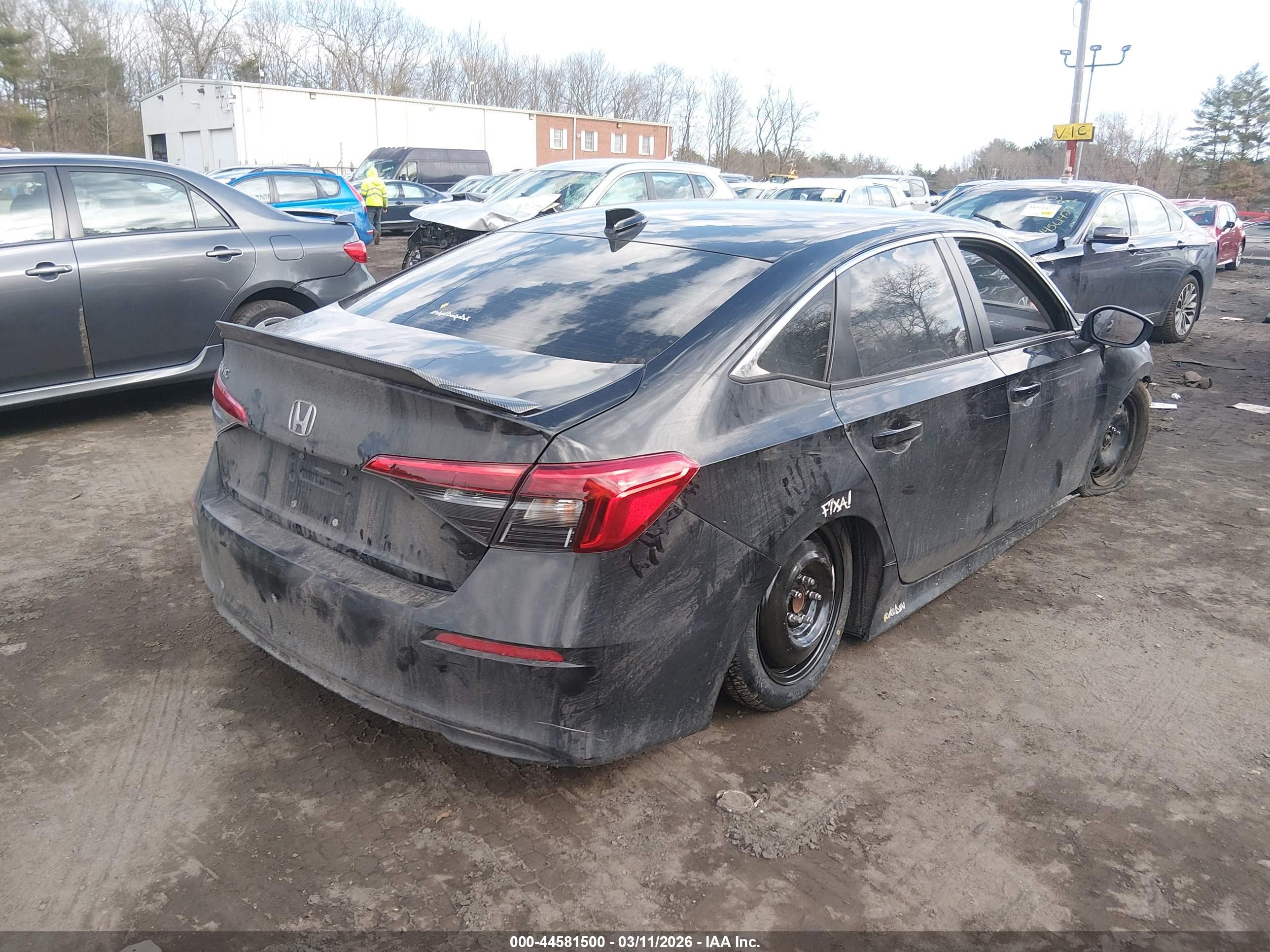 HONDA CIVIC image 4