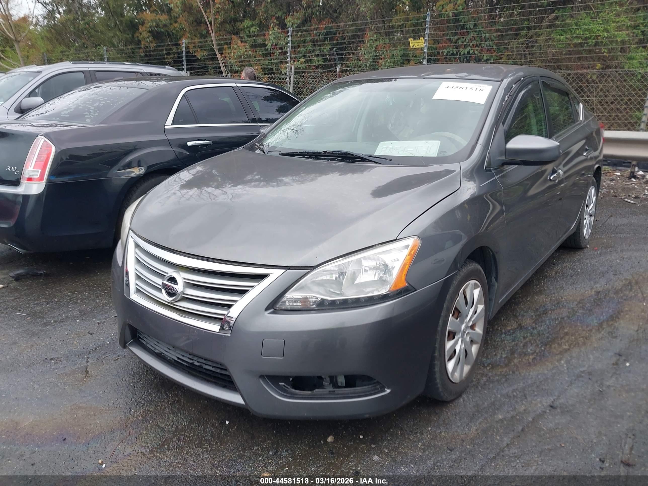 NISSAN SENTRA image 2