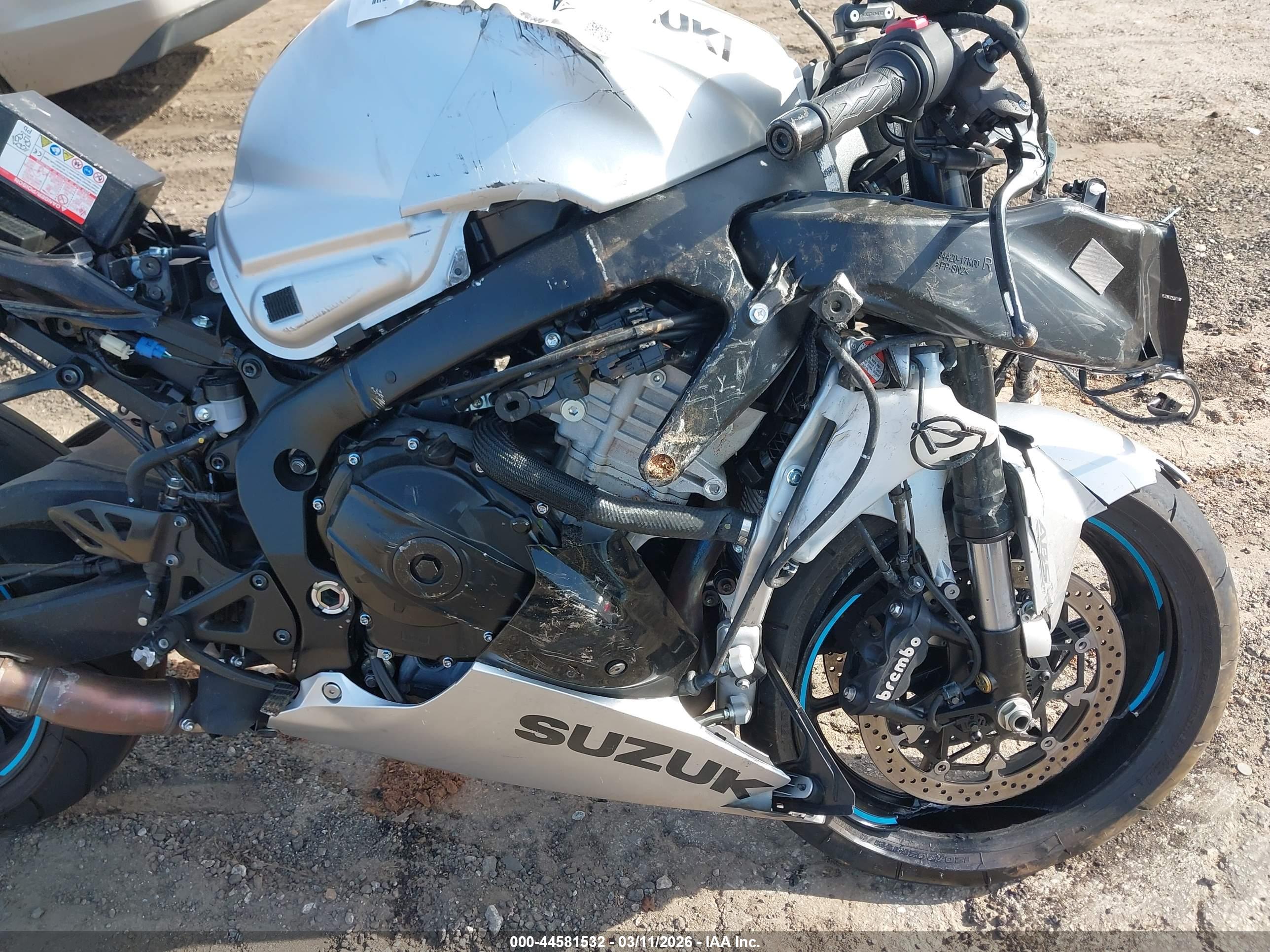 SUZUKI GSX-R1000 image 8