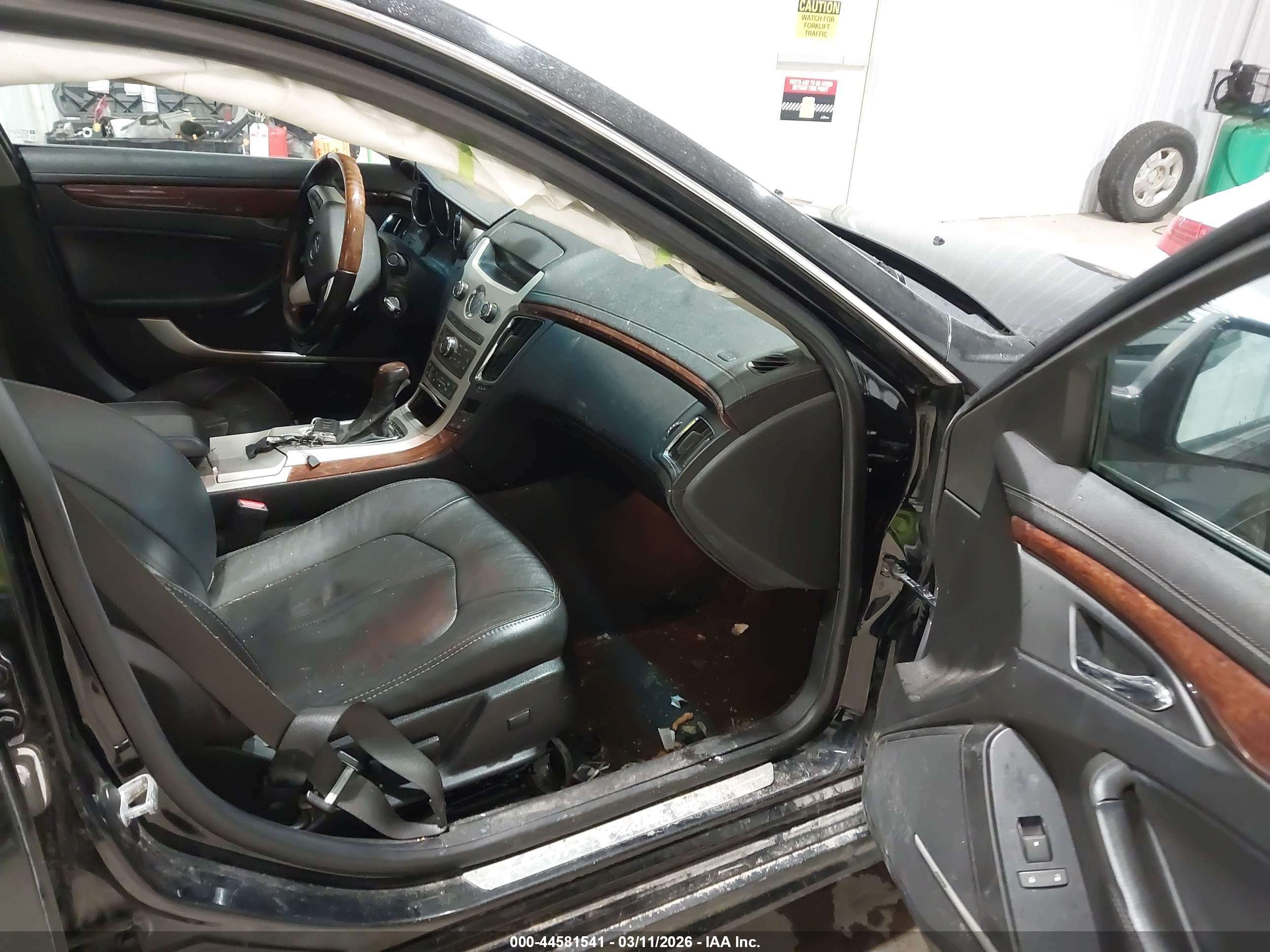 CADILLAC CTS image 5