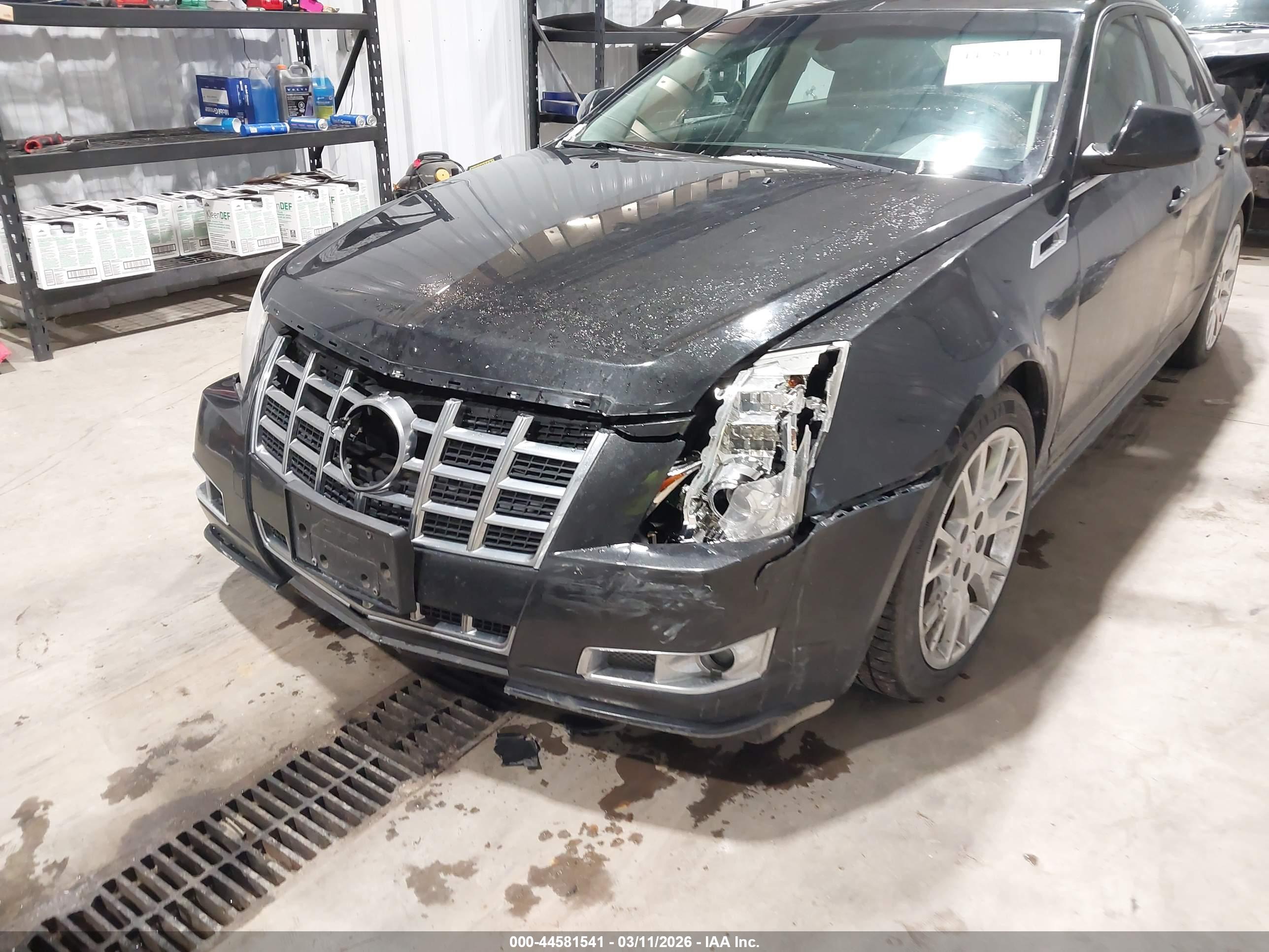 CADILLAC CTS image 6