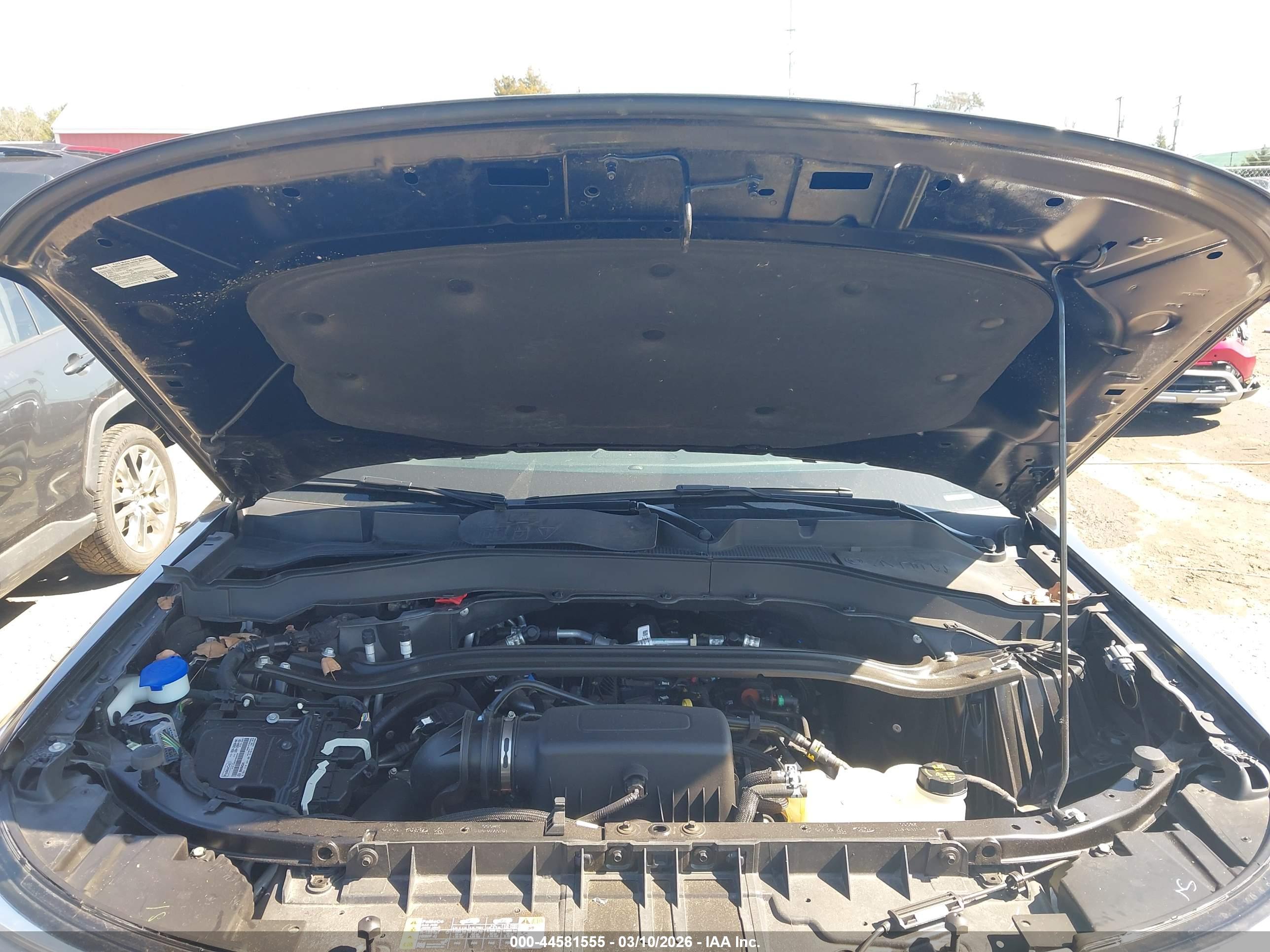 FORD EXPLORER image 10