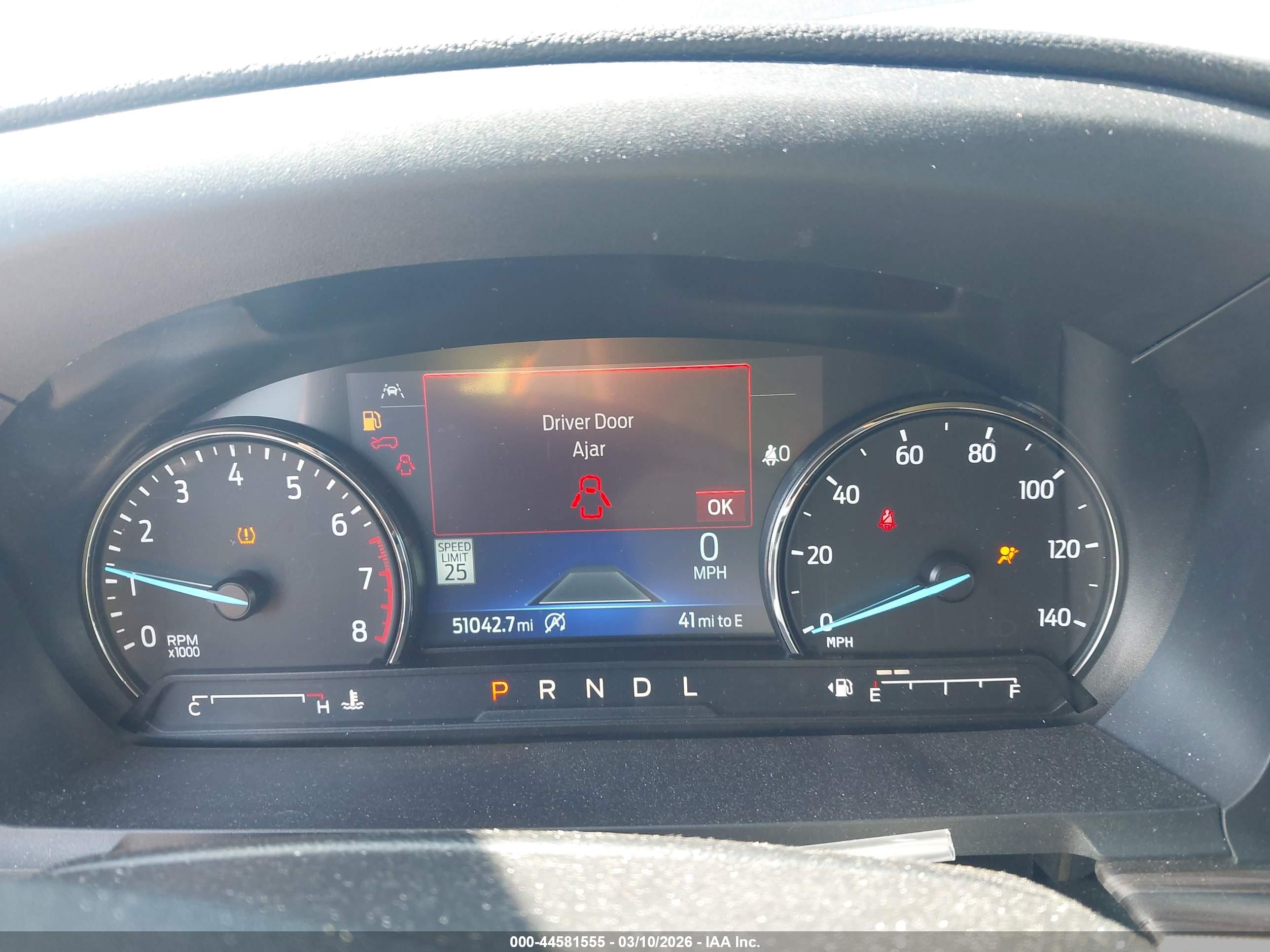 FORD EXPLORER image 7