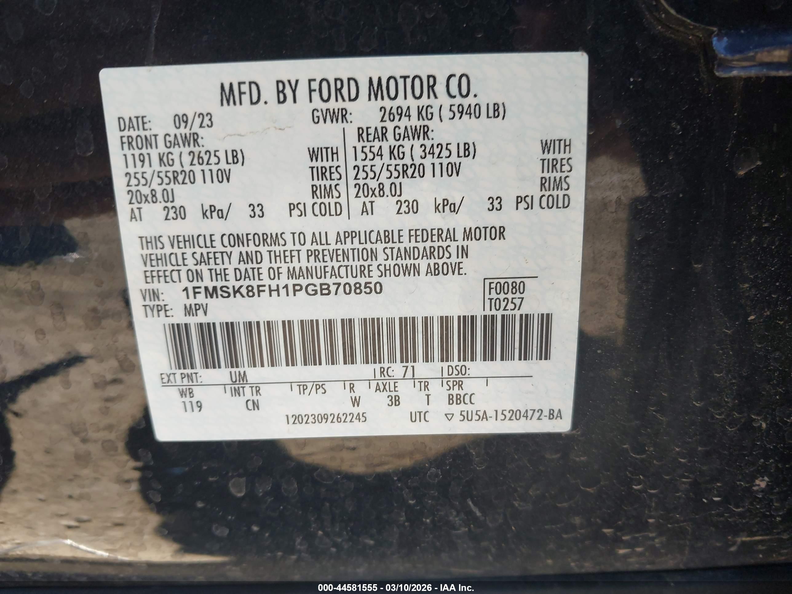 FORD EXPLORER image 9